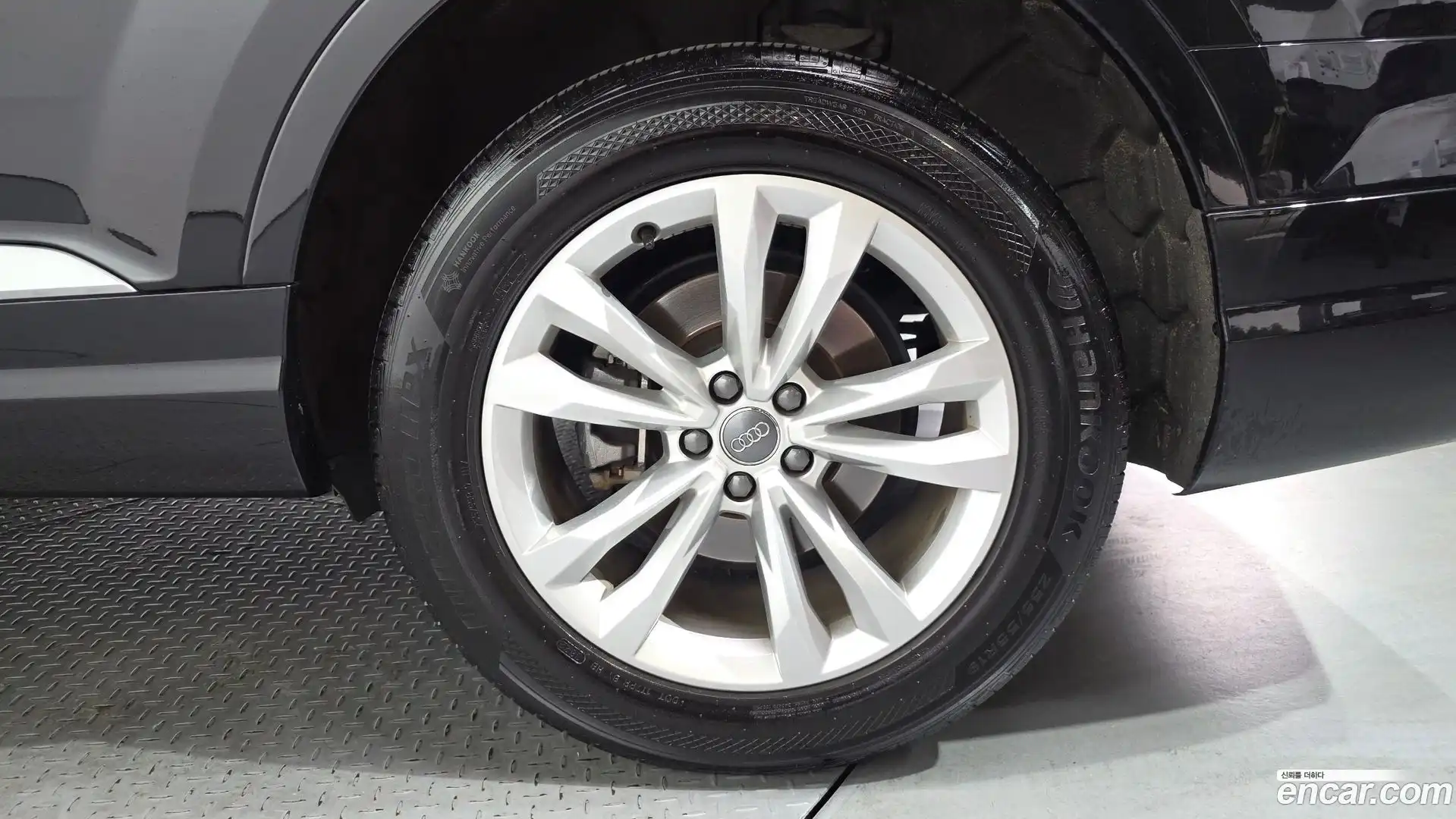 Q7 Audi 2019.10-OUTER-031