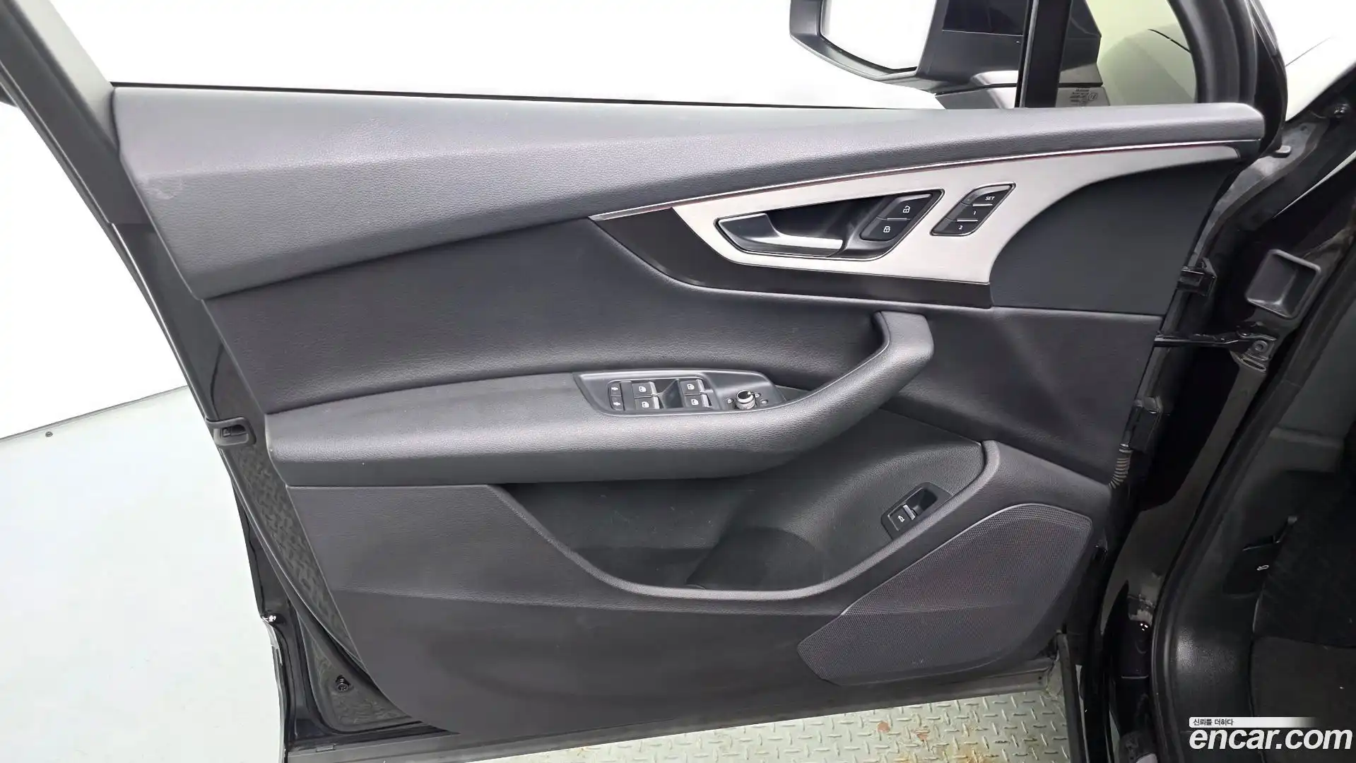Q7 Audi 2019.10-INNER-034