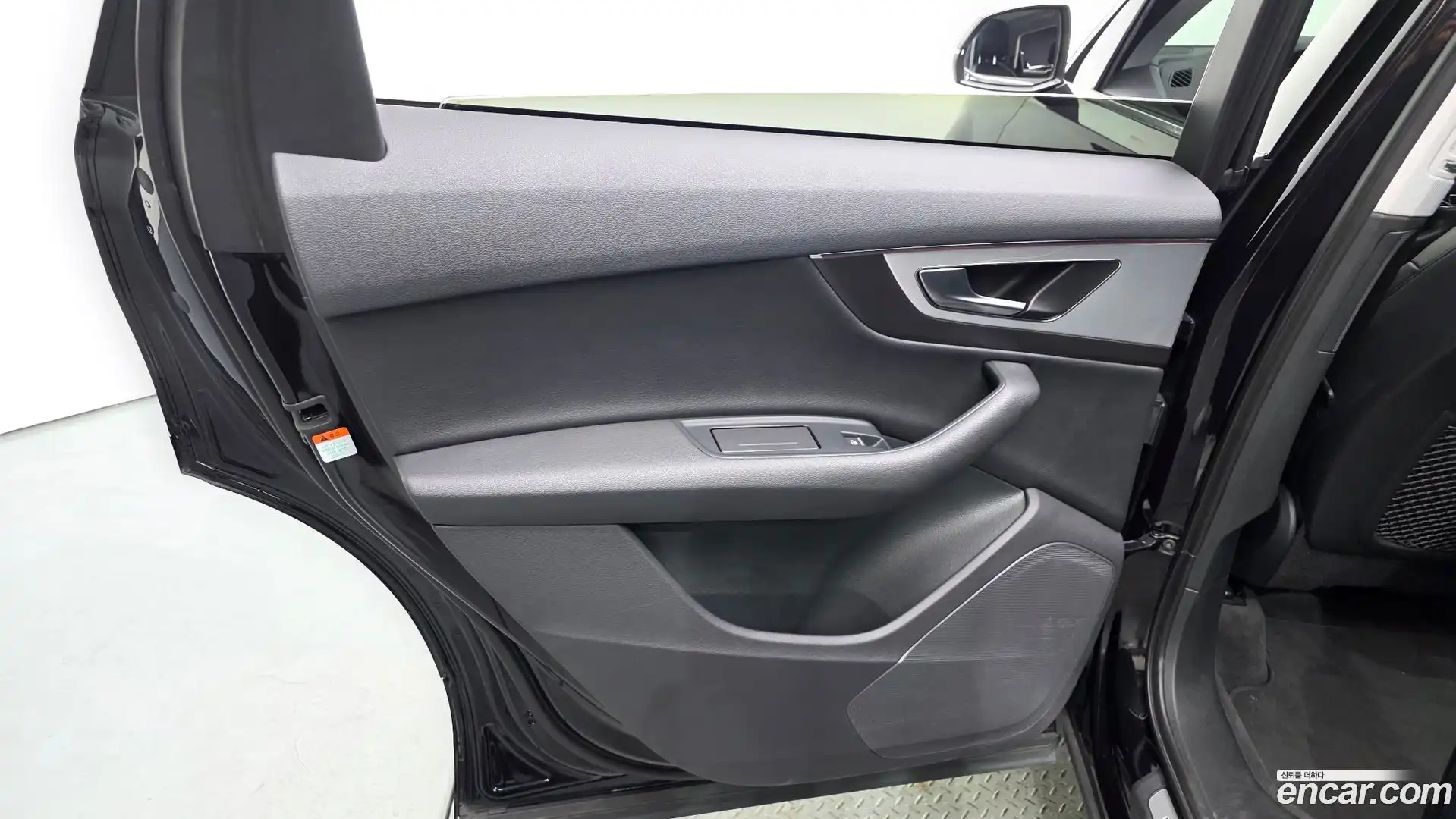 Q7 Audi 2019.10-INNER-035