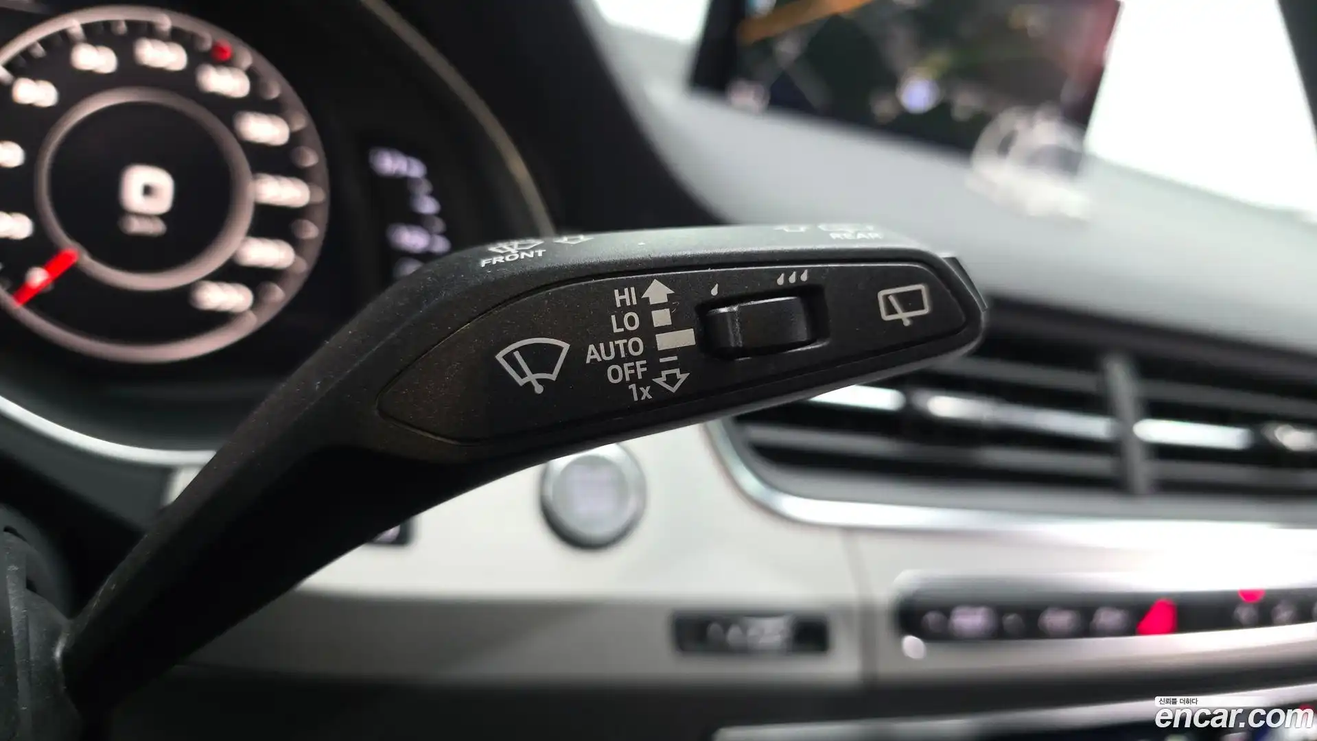 Q7 Audi 2019.10-OPTION-041