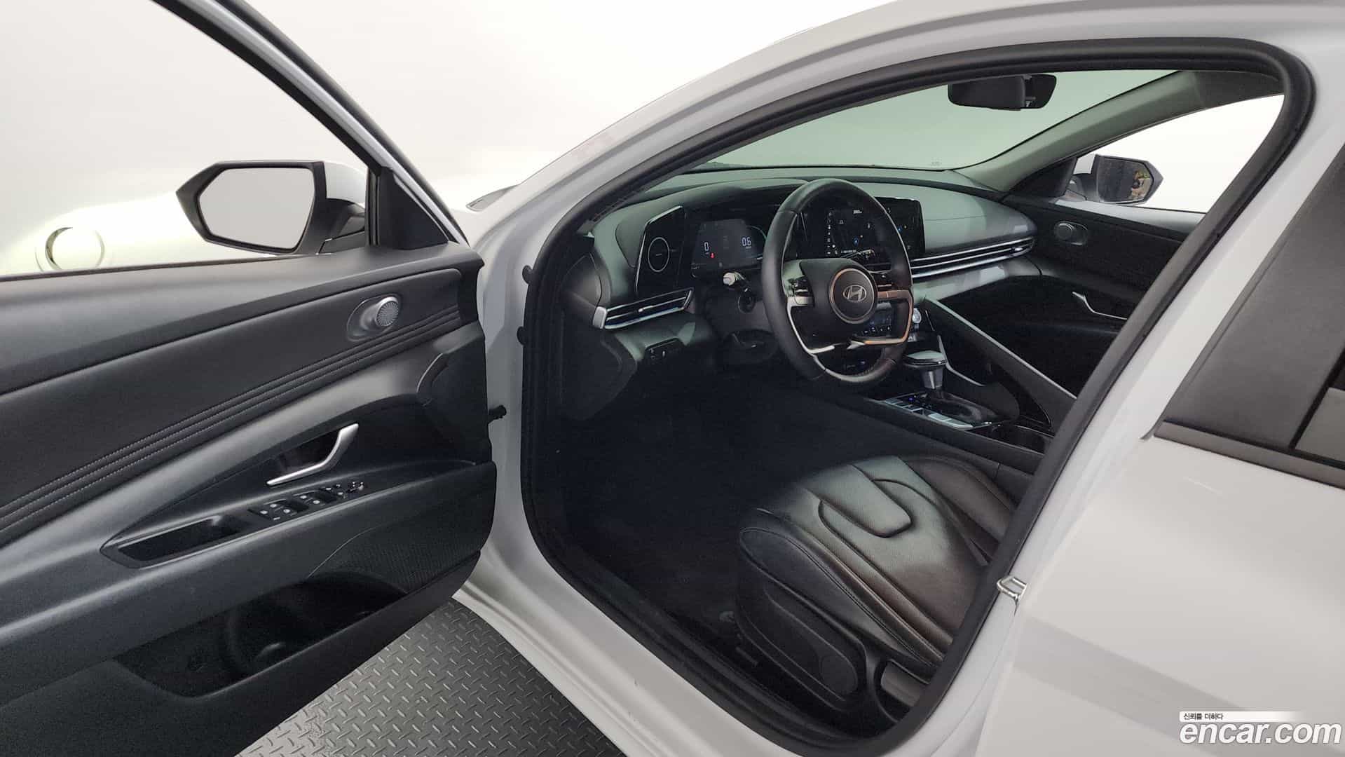 AVANTE Hyundai 2023.8-INNER-010