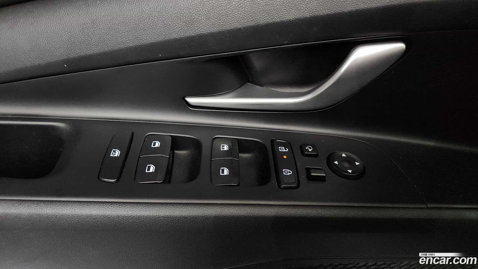 AVANTE Hyundai 2023.8-OPTION-041