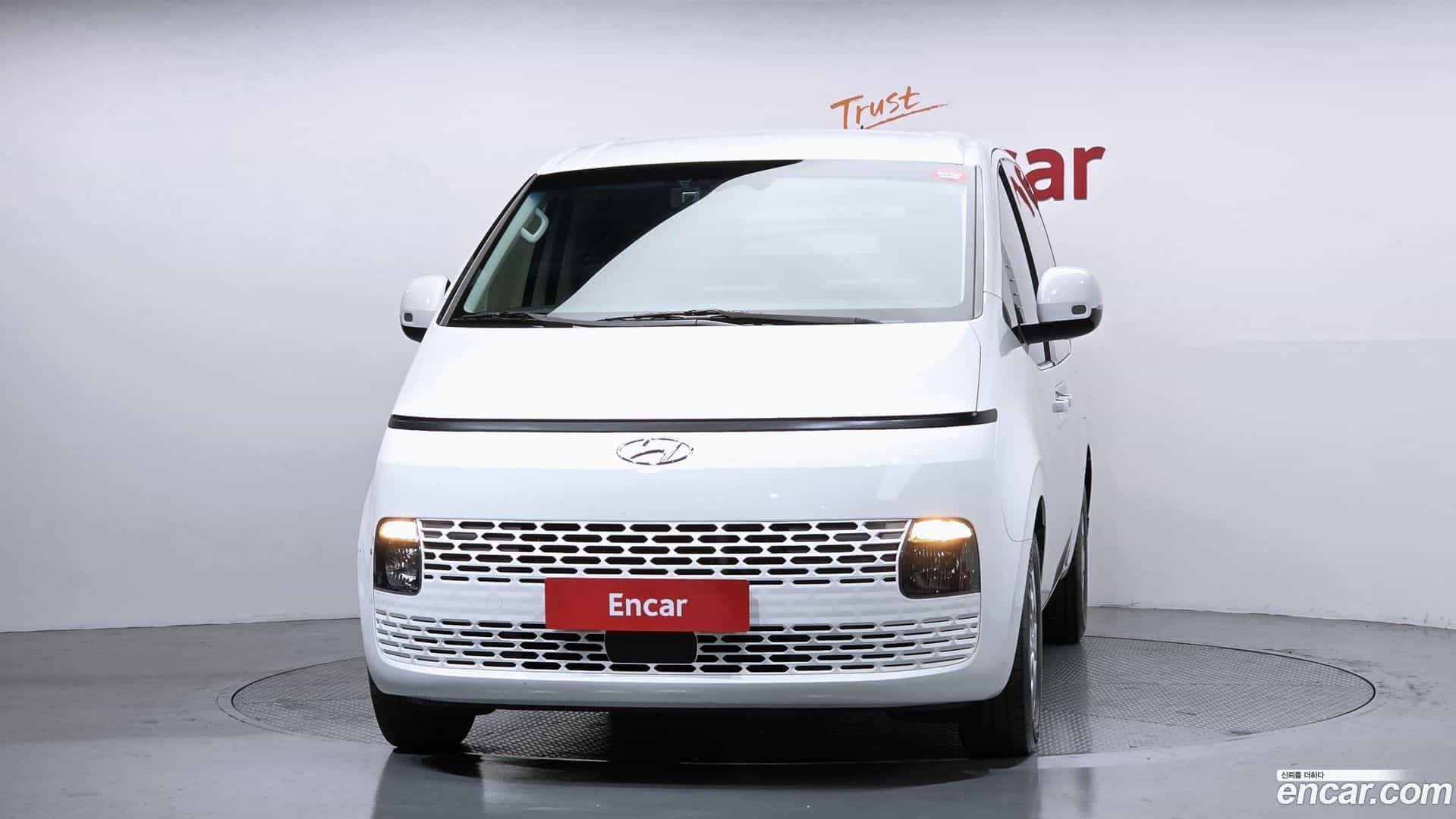 Staria Hyundai 2023.1-OUTER-003