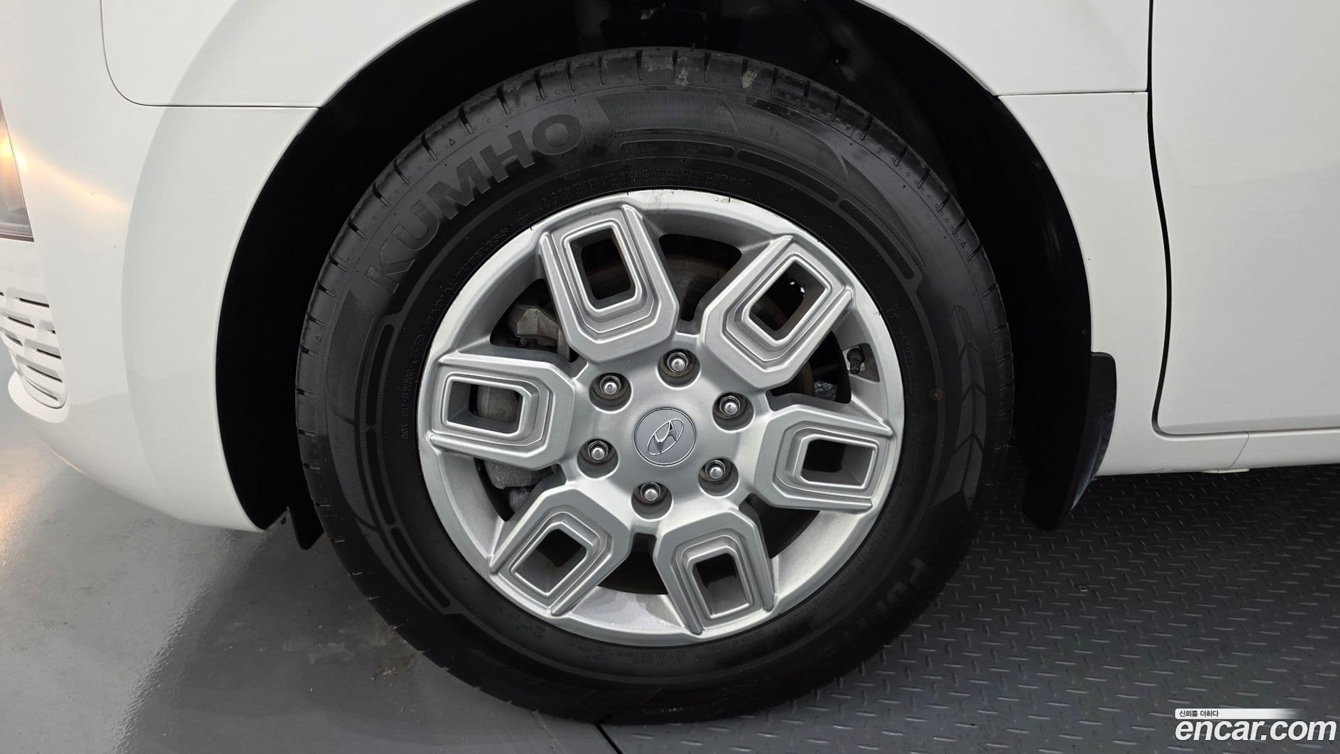 Main__Slider__Photo:Staria Hyundai 2023.1-4