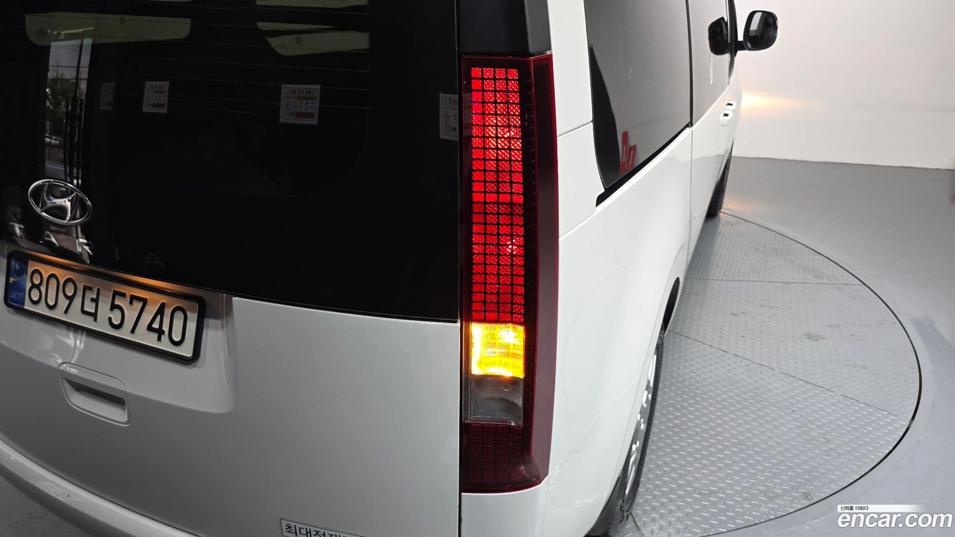 Main__Slider__Photo:Staria Hyundai 2023.1-22