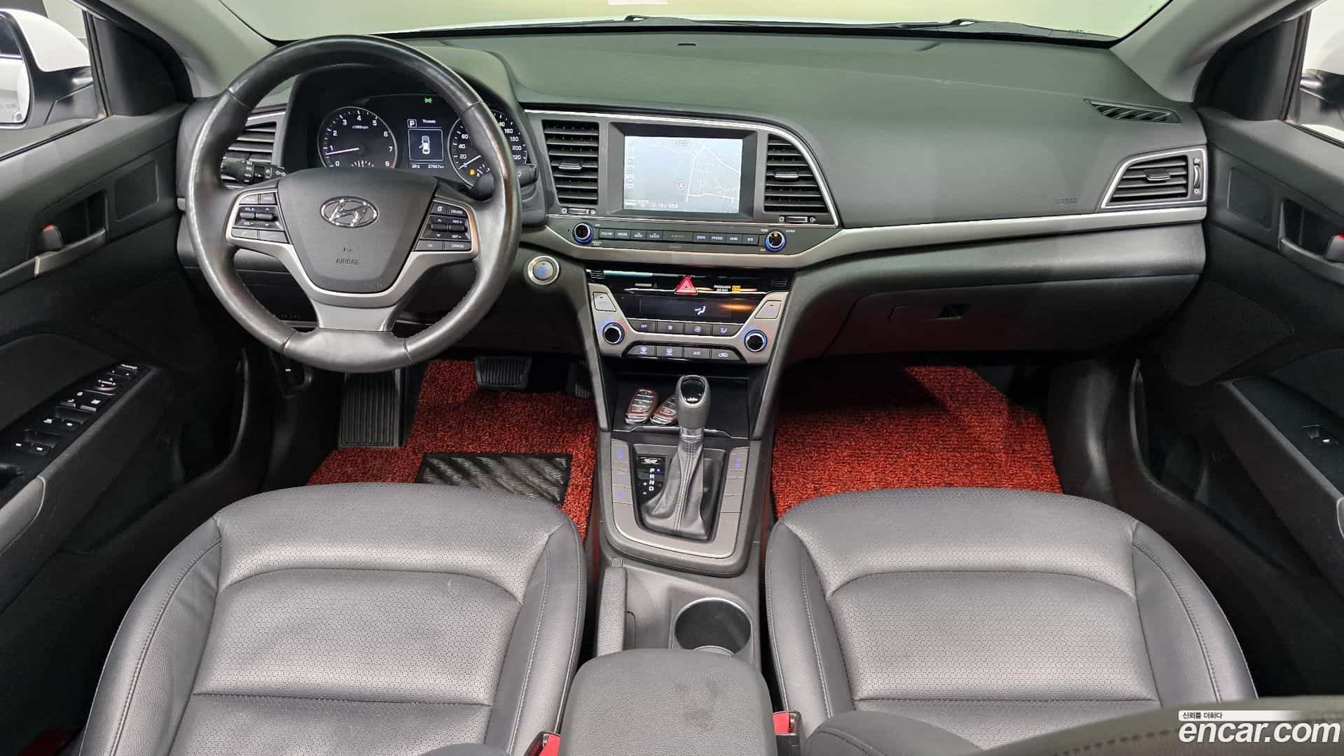 AVANTE Hyundai 2015.9-INNER-007