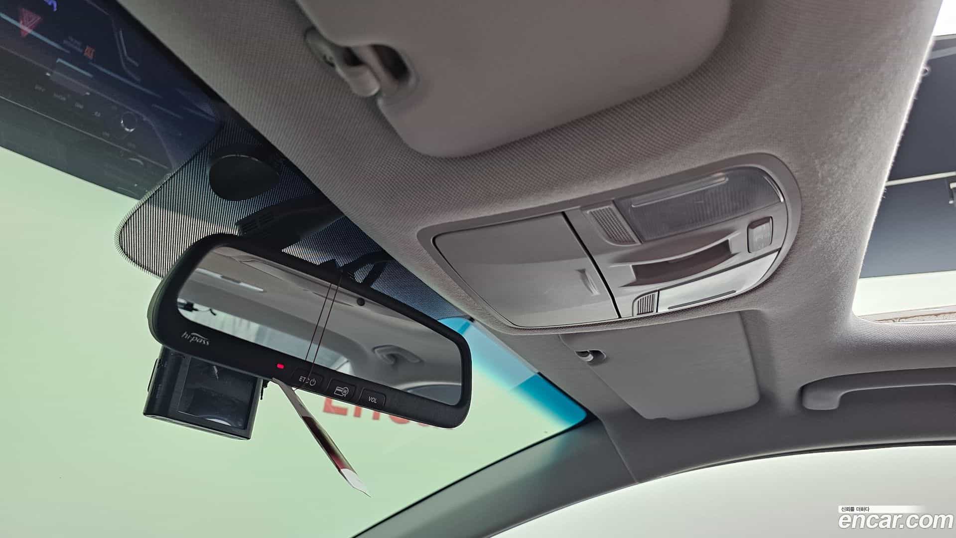 AVANTE Hyundai 2015.9-OPTION-019