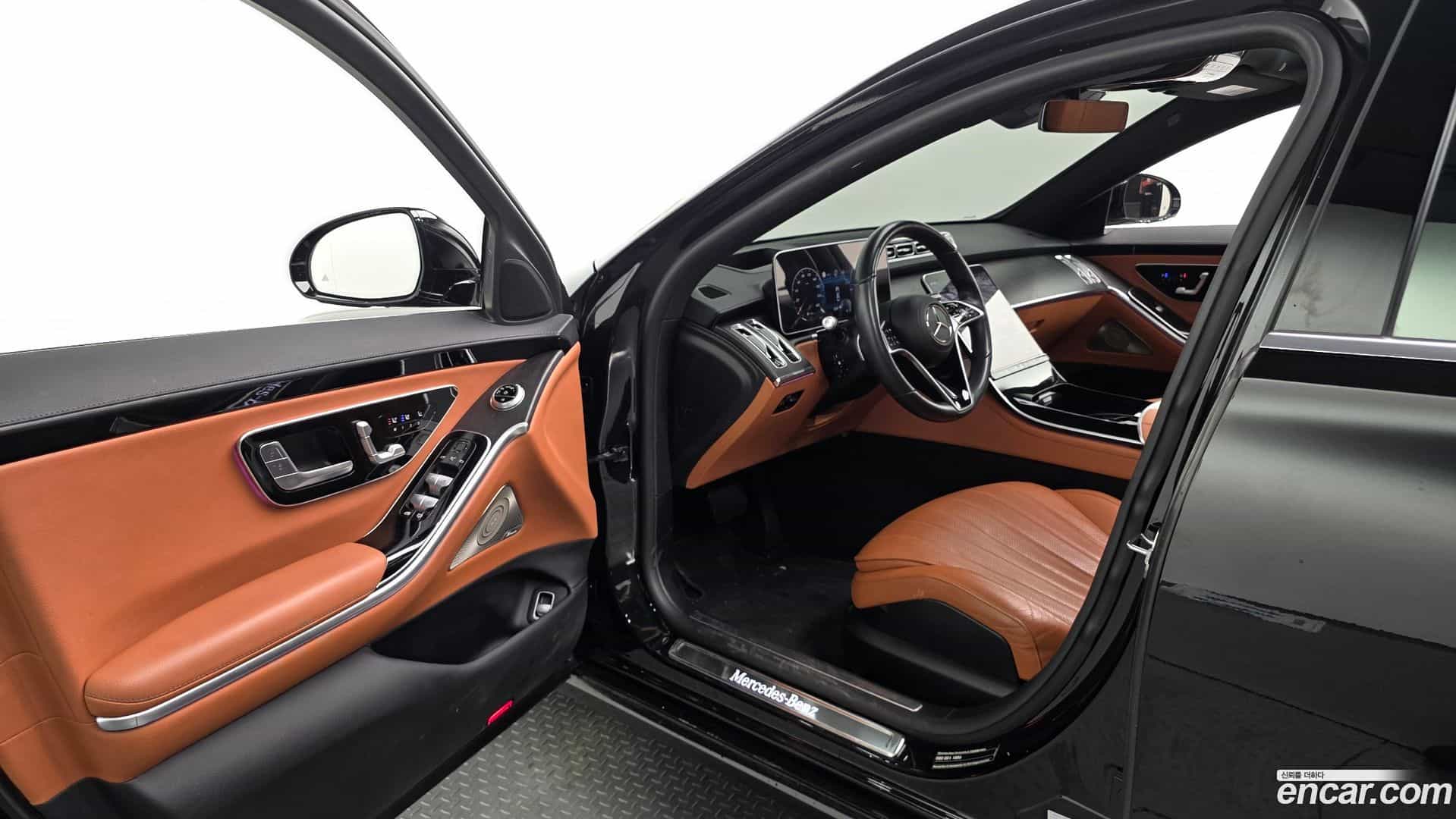 S-Class Mercedes-Benz 2022.0-INNER-010