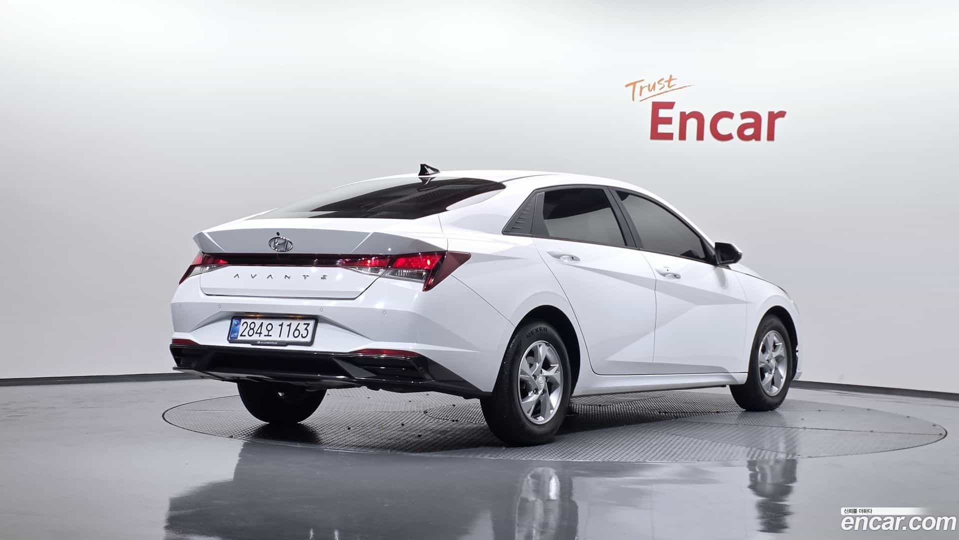 AVANTE Hyundai 2020.6-OUTER-002
