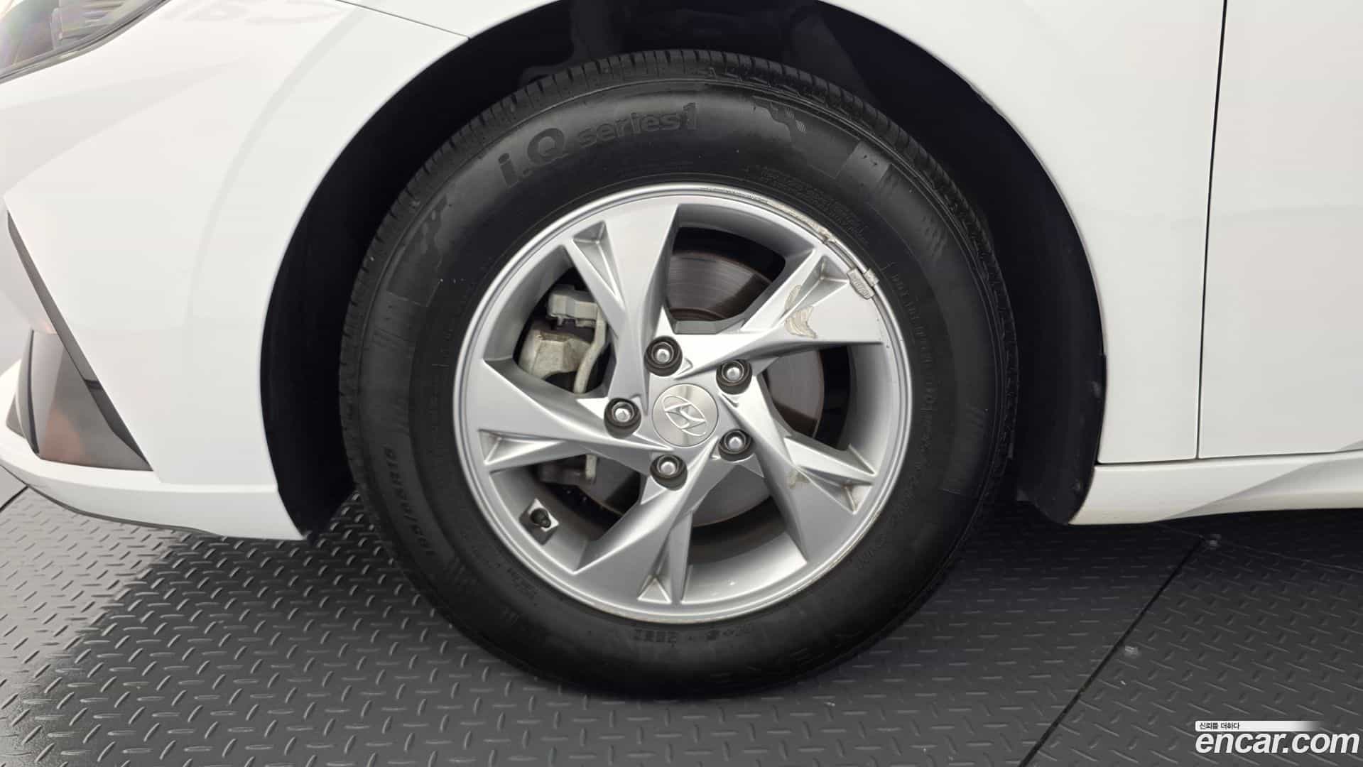 AVANTE Hyundai 2020.6-OUTER-005