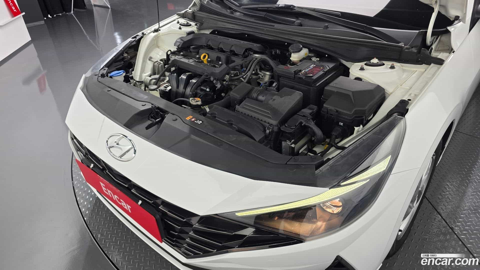 AVANTE Hyundai 2020.6-OUTER-006