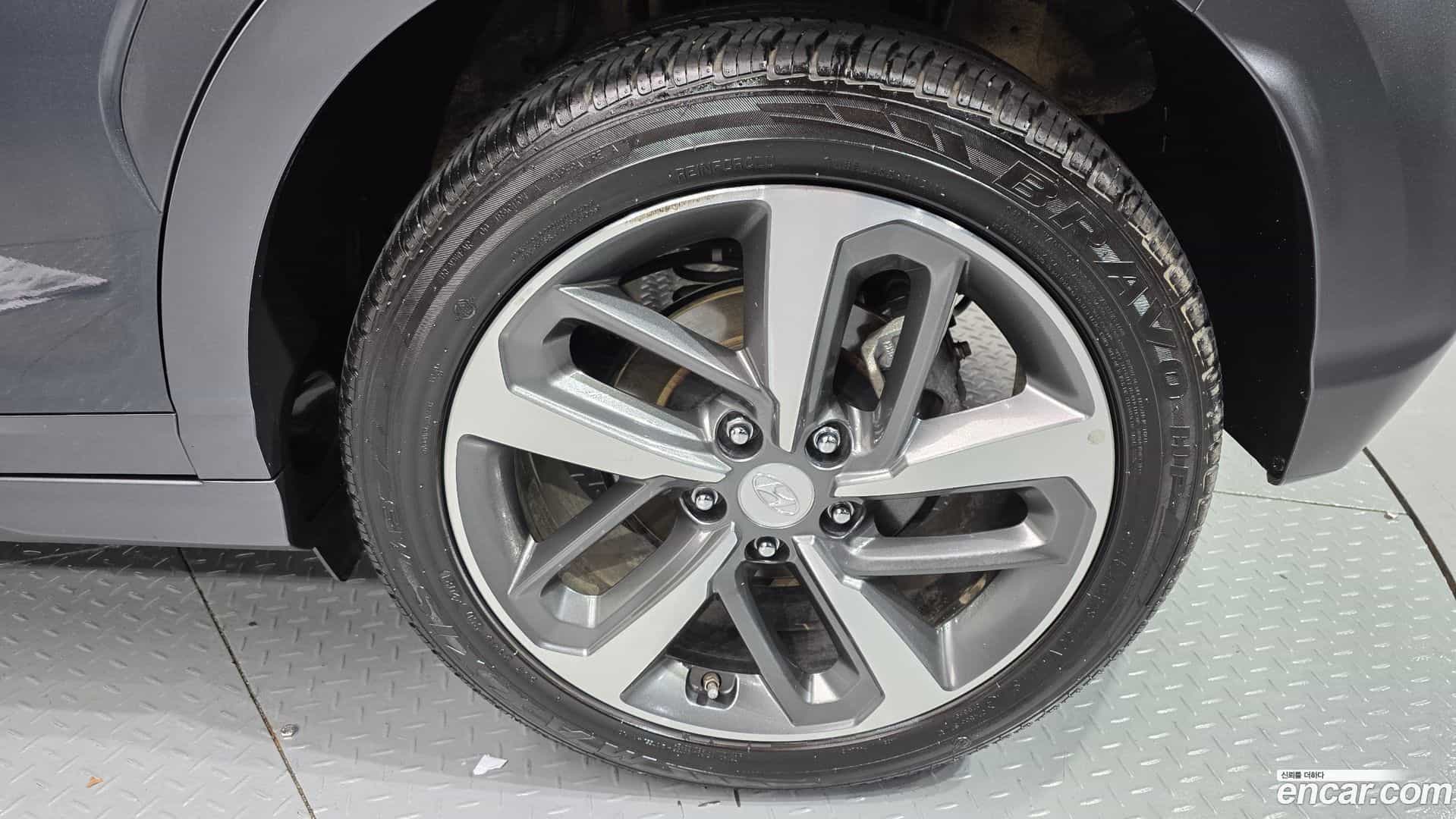 Kona Hyundai 2019.1-OUTER-031