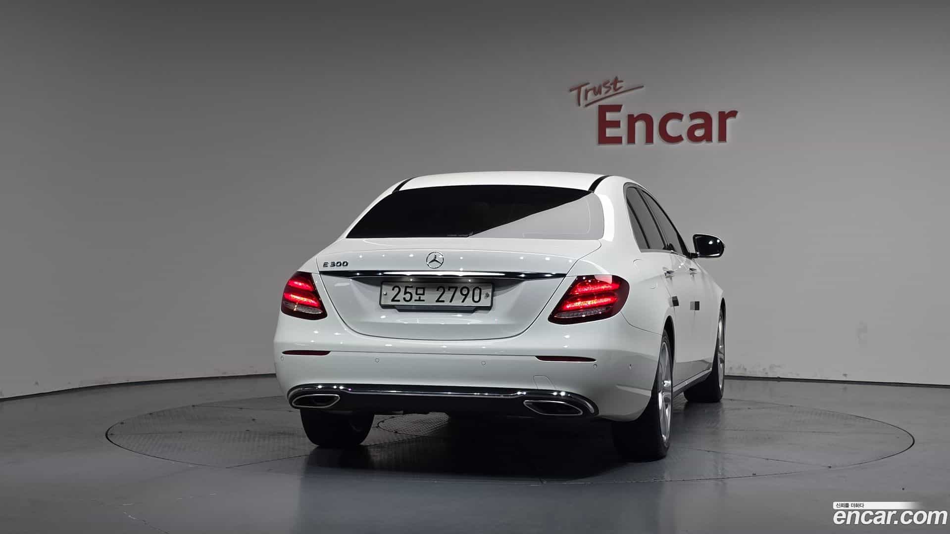 E-Class Mercedes-Benz 2018.5-OUTER-004