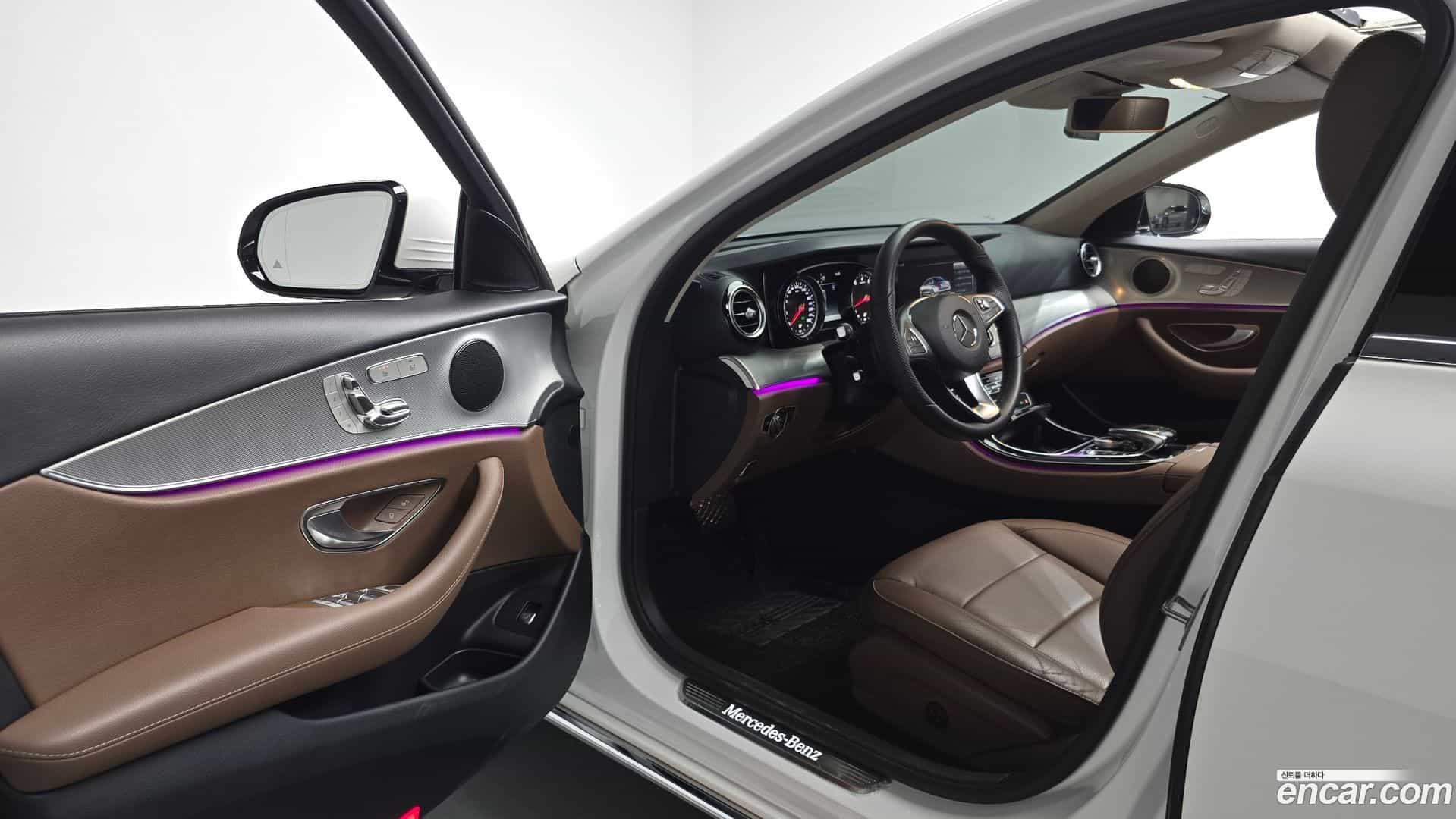 E-Class Mercedes-Benz 2018.5-INNER-010
