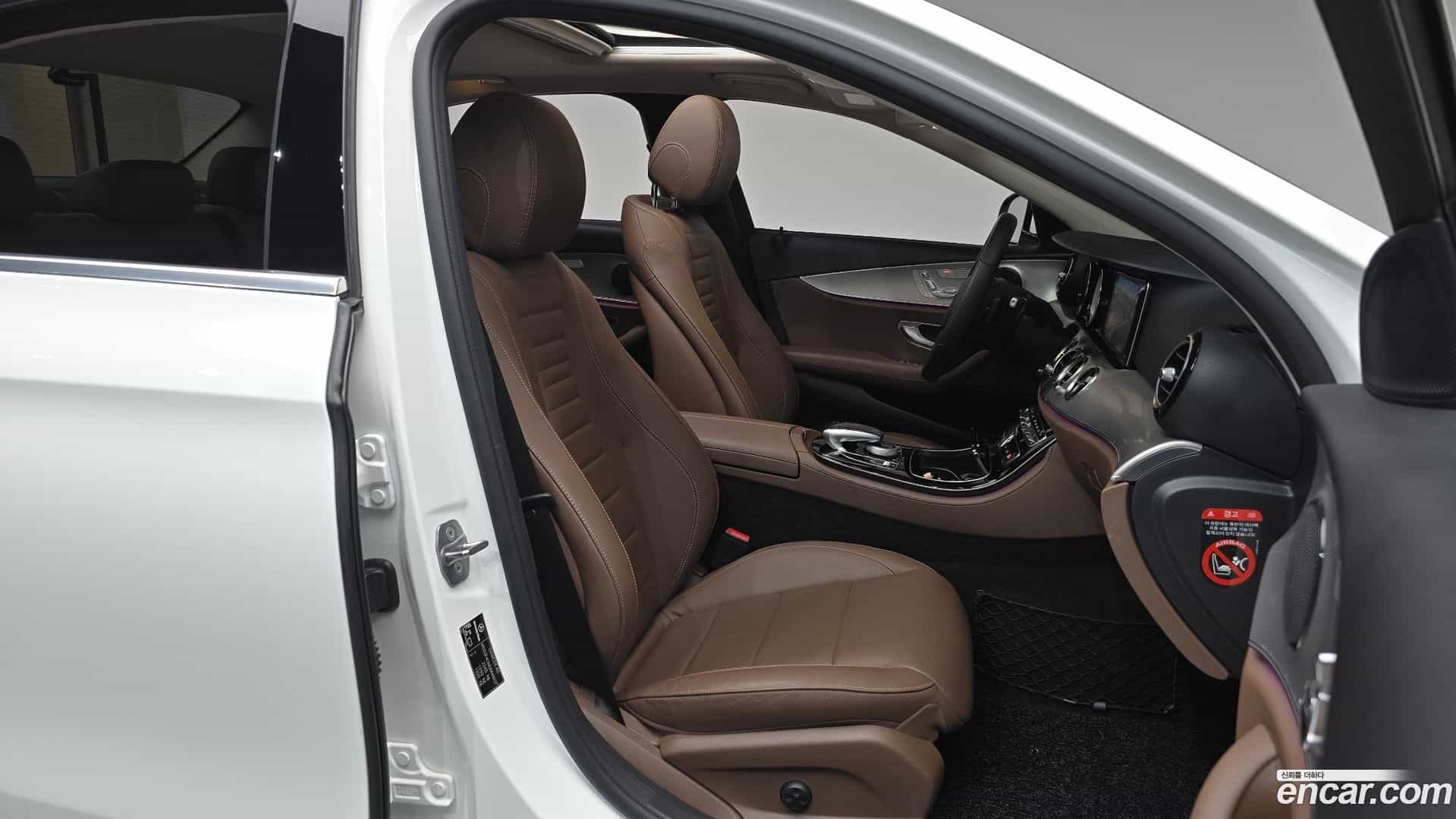 E-Class Mercedes-Benz 2018.5-OPTION-015