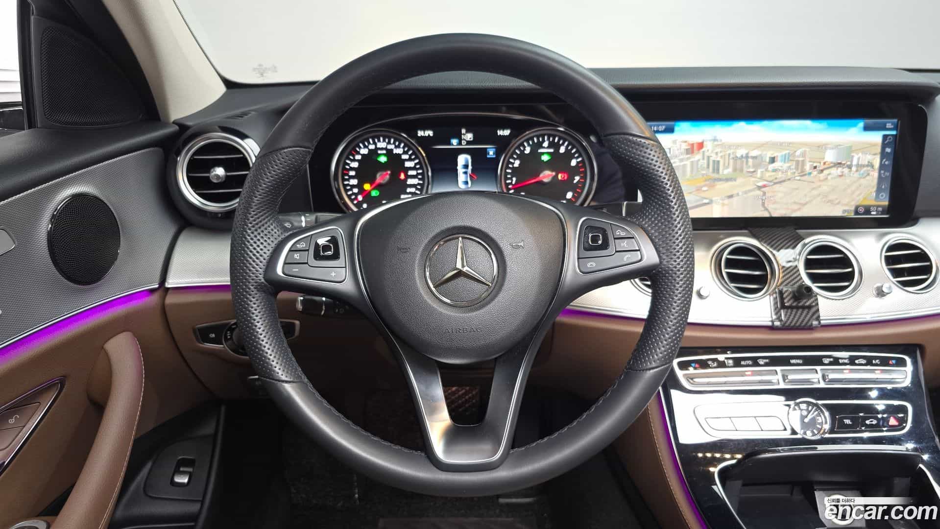 E-Class Mercedes-Benz 2018.5-OPTION-017