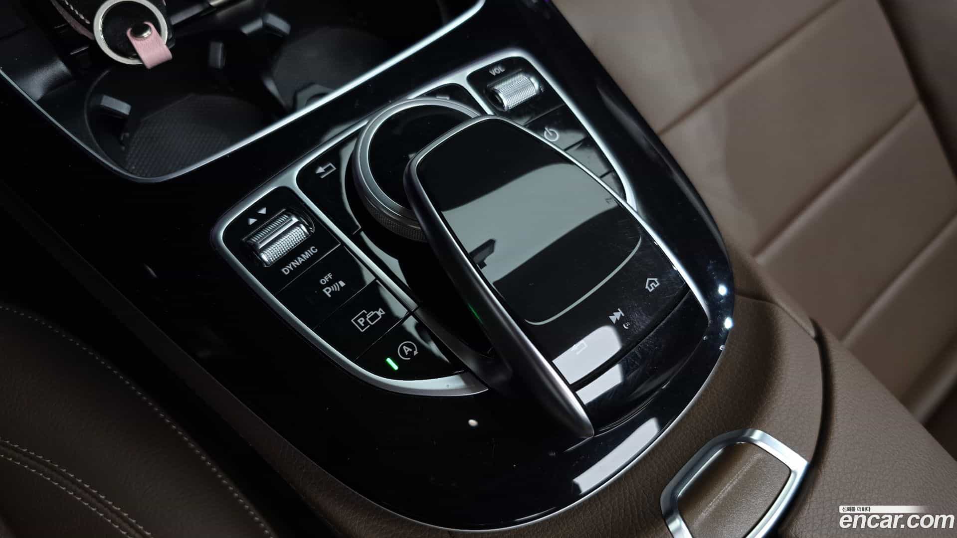 E-Class Mercedes-Benz 2018.5-OPTION-046