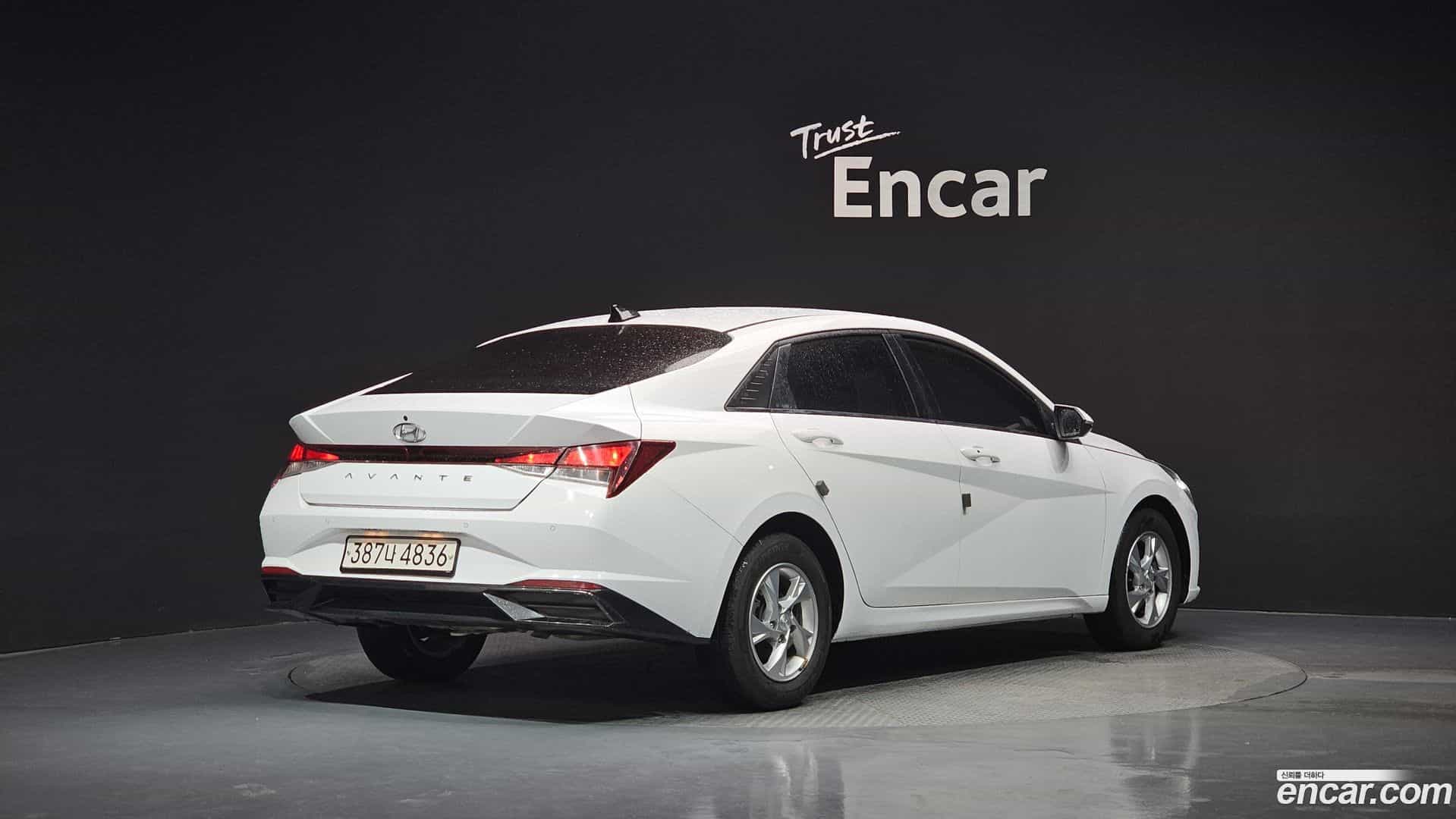 AVANTE Hyundai 2021.6-OUTER-002