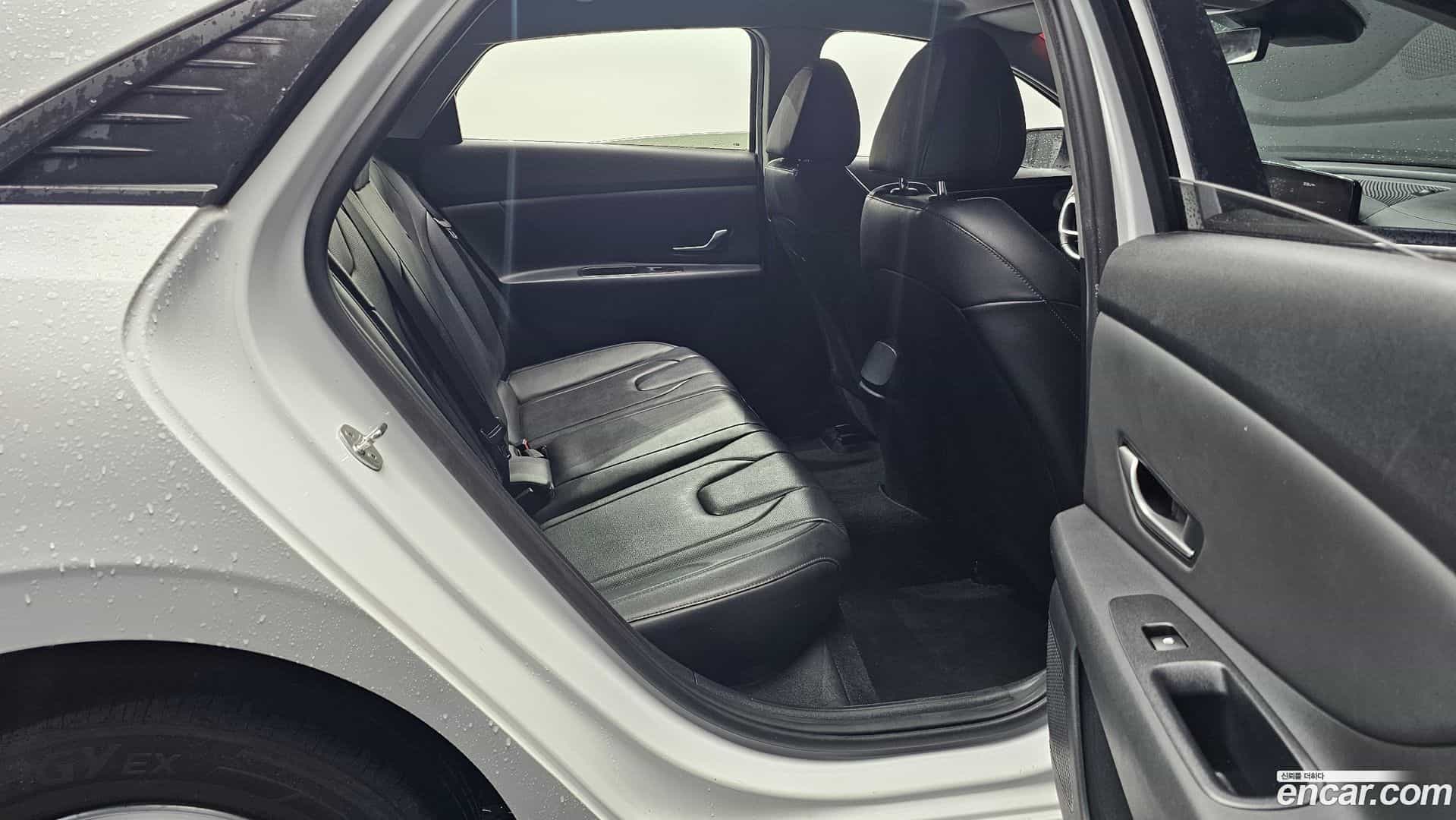 AVANTE Hyundai 2021.6-OPTION-015