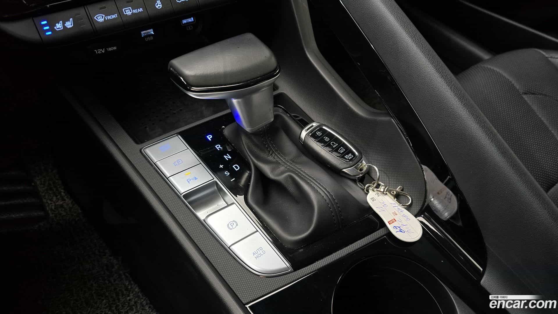 AVANTE Hyundai 2020.6-INNER-009
