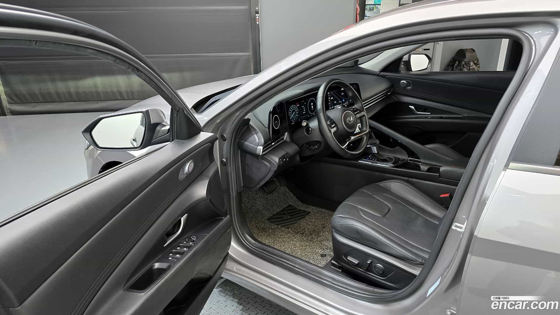 AVANTE Hyundai 2020.6-INNER-010