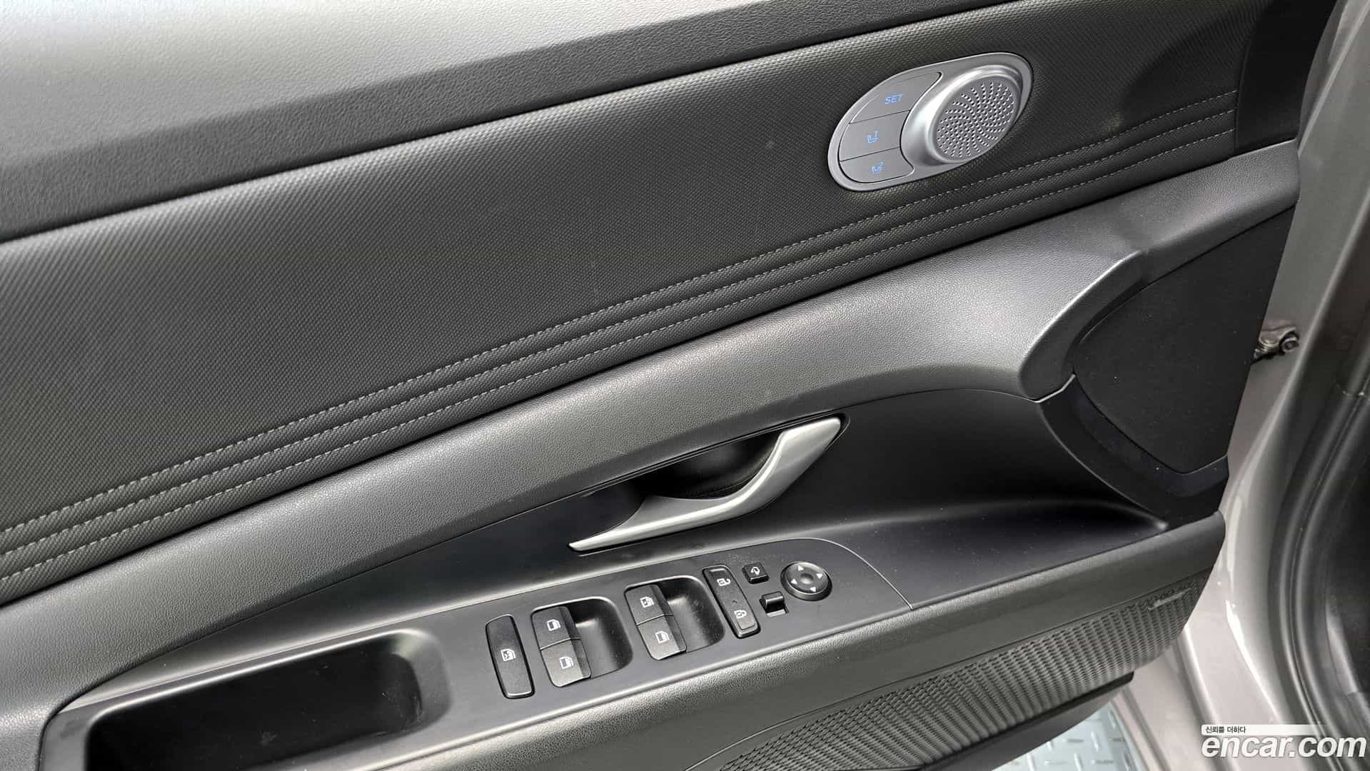 AVANTE Hyundai 2020.6-OPTION-018
