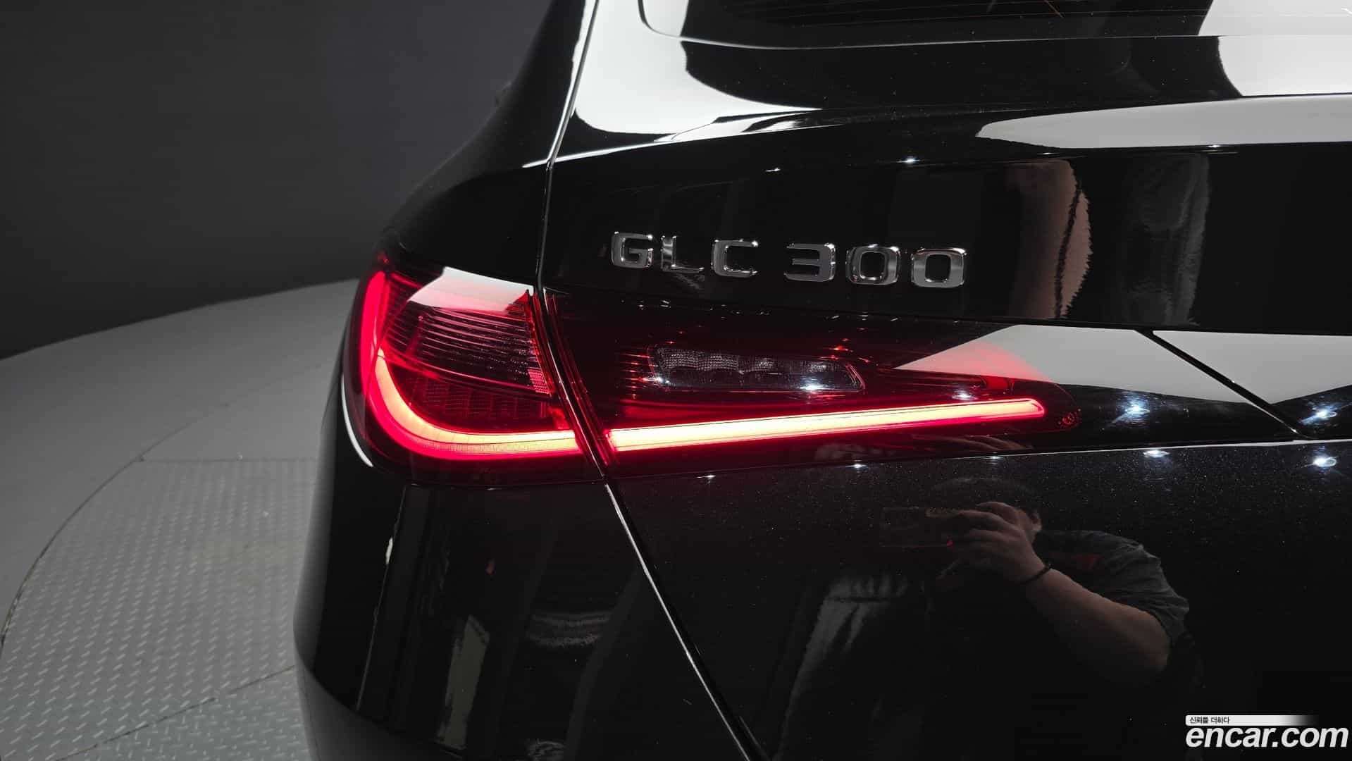 GLC-Class Mercedes-Benz 2025.1-OUTER-033