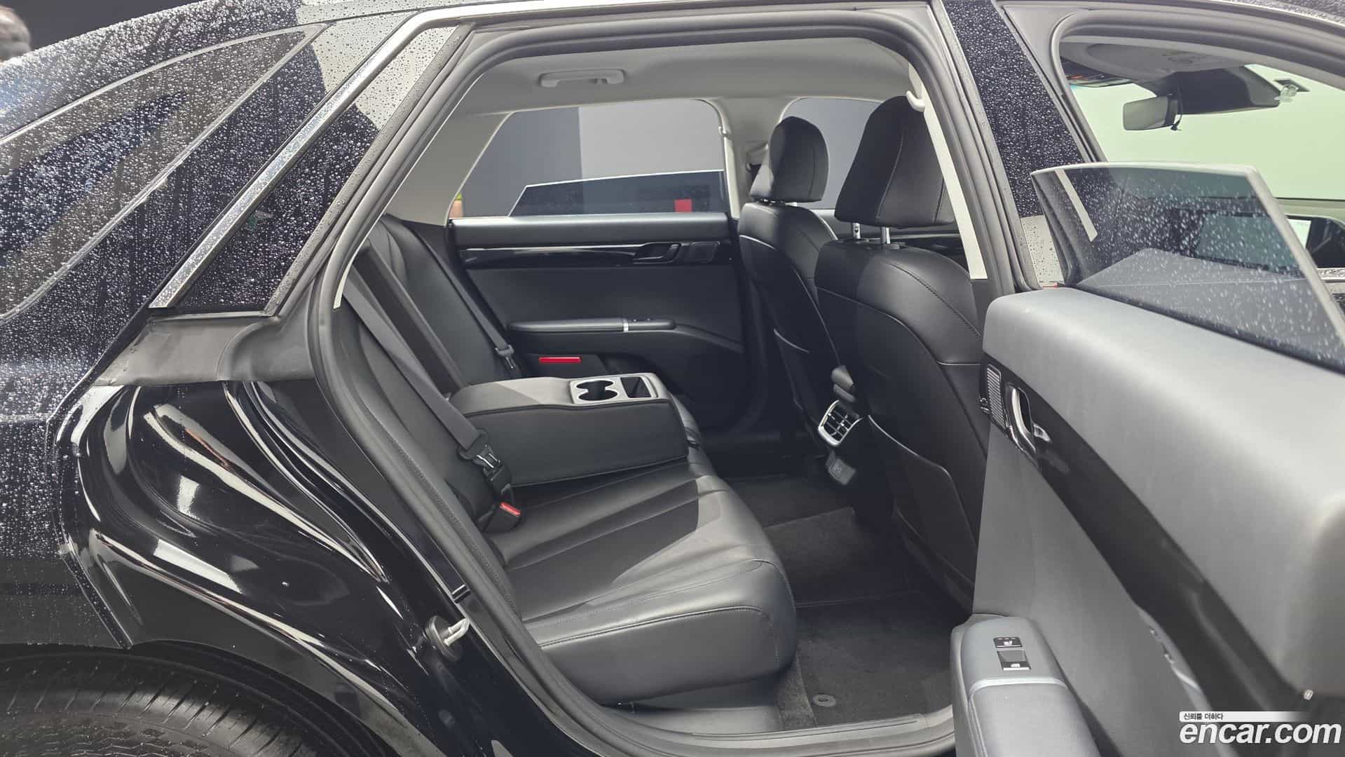 Grandeur Hyundai 2023.0-OPTION-015