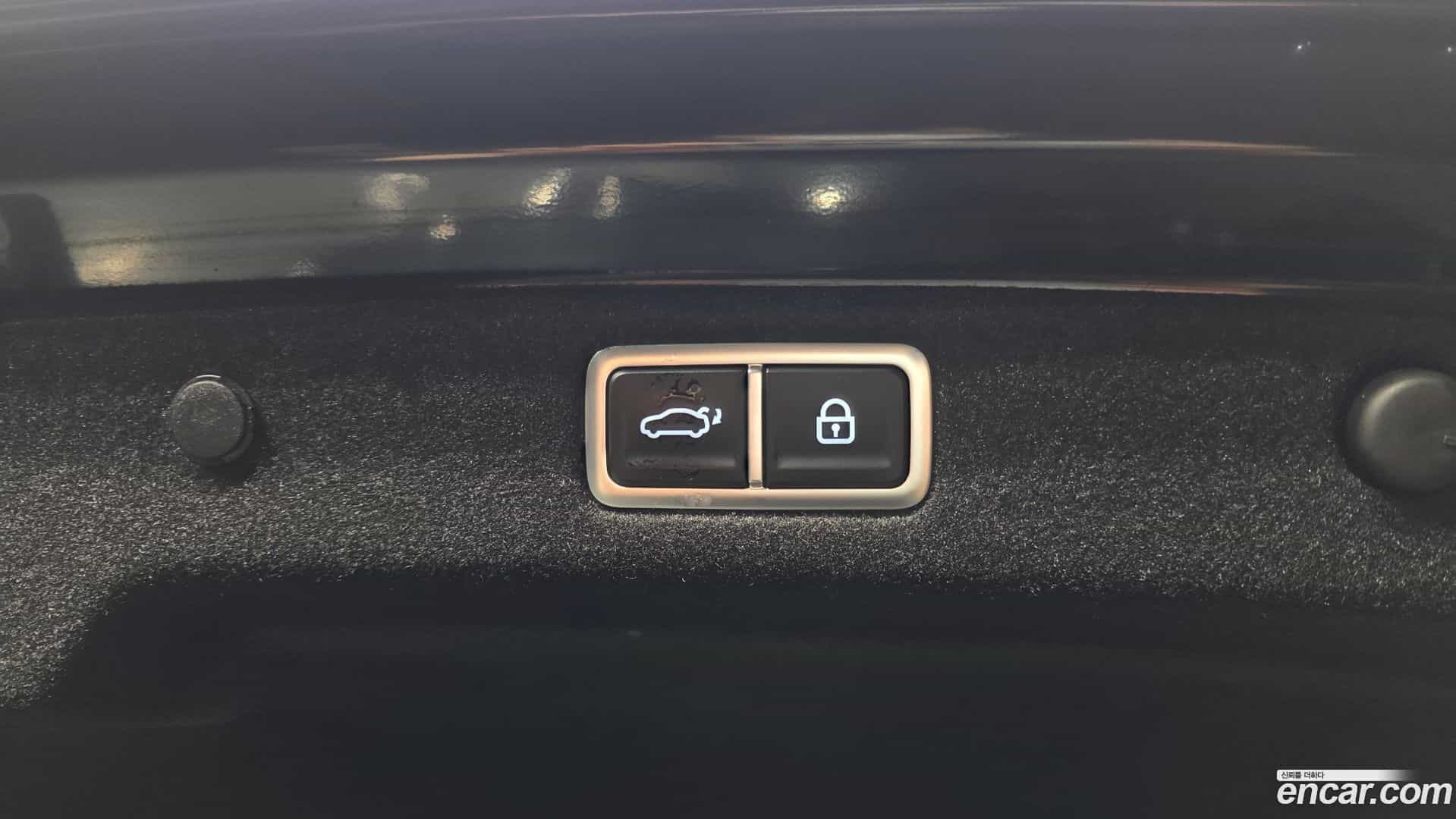 Grandeur Hyundai 2023.0-OPTION-021