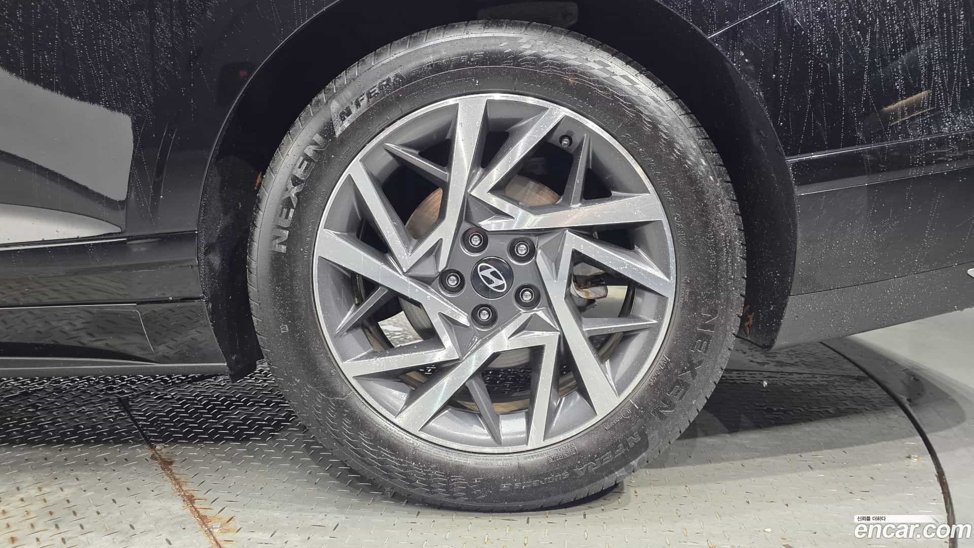 Grandeur Hyundai 2023.0-OUTER-031