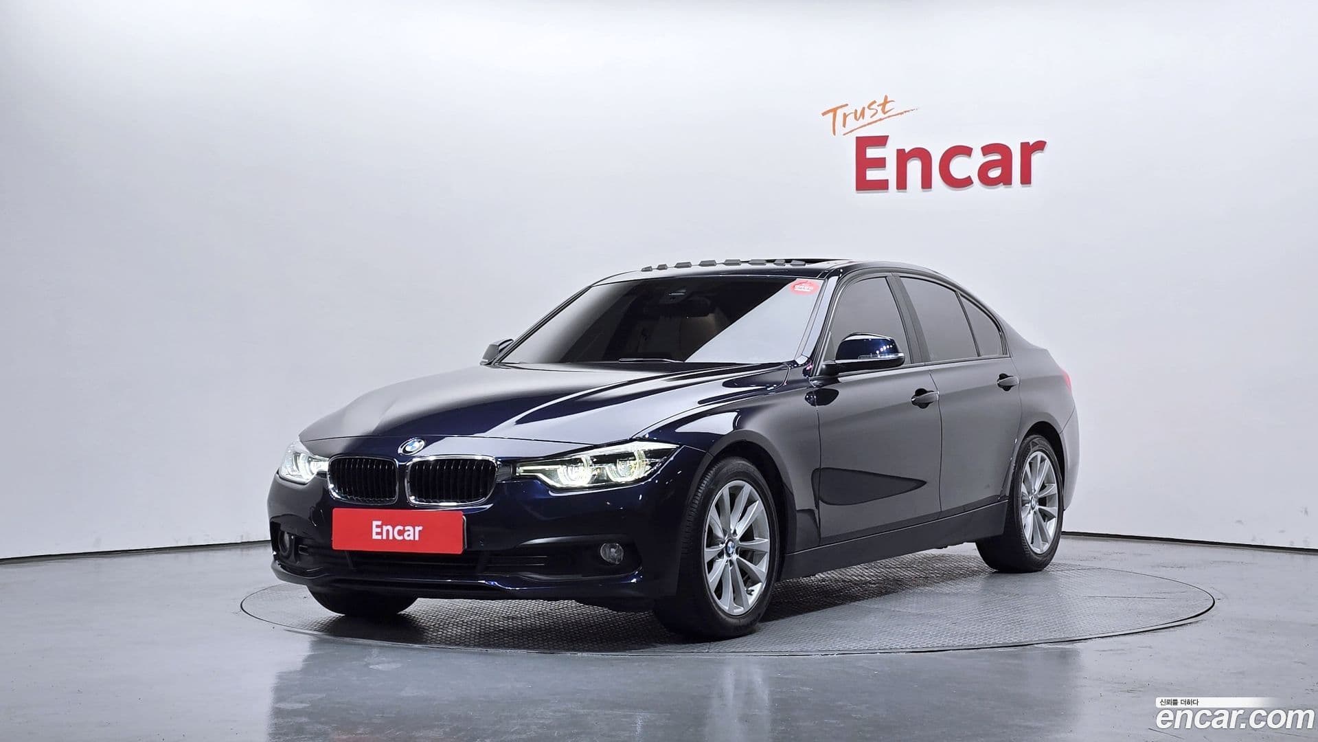 Main__Slider__Photo:3-Series BMW 2015.10-0