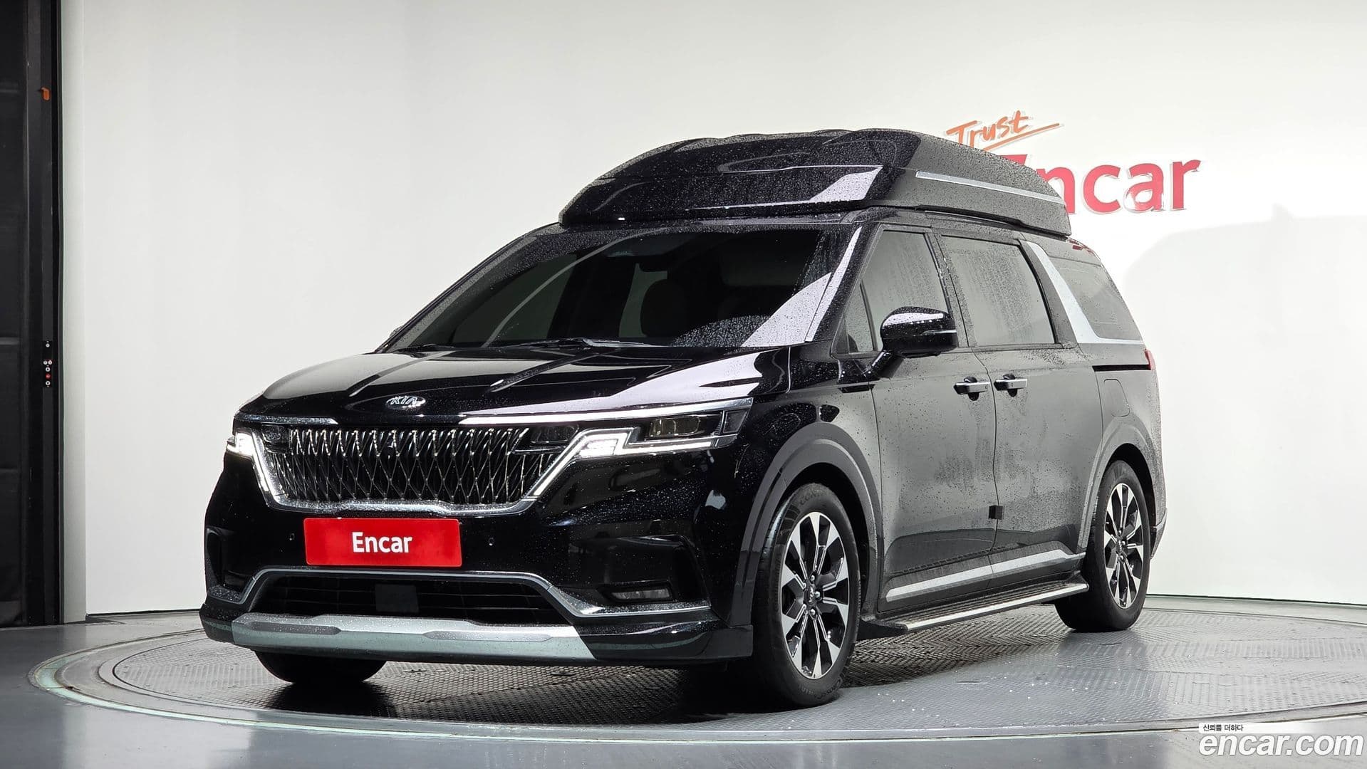 Main__Slider__Photo:Canival Kia 2021.6-0