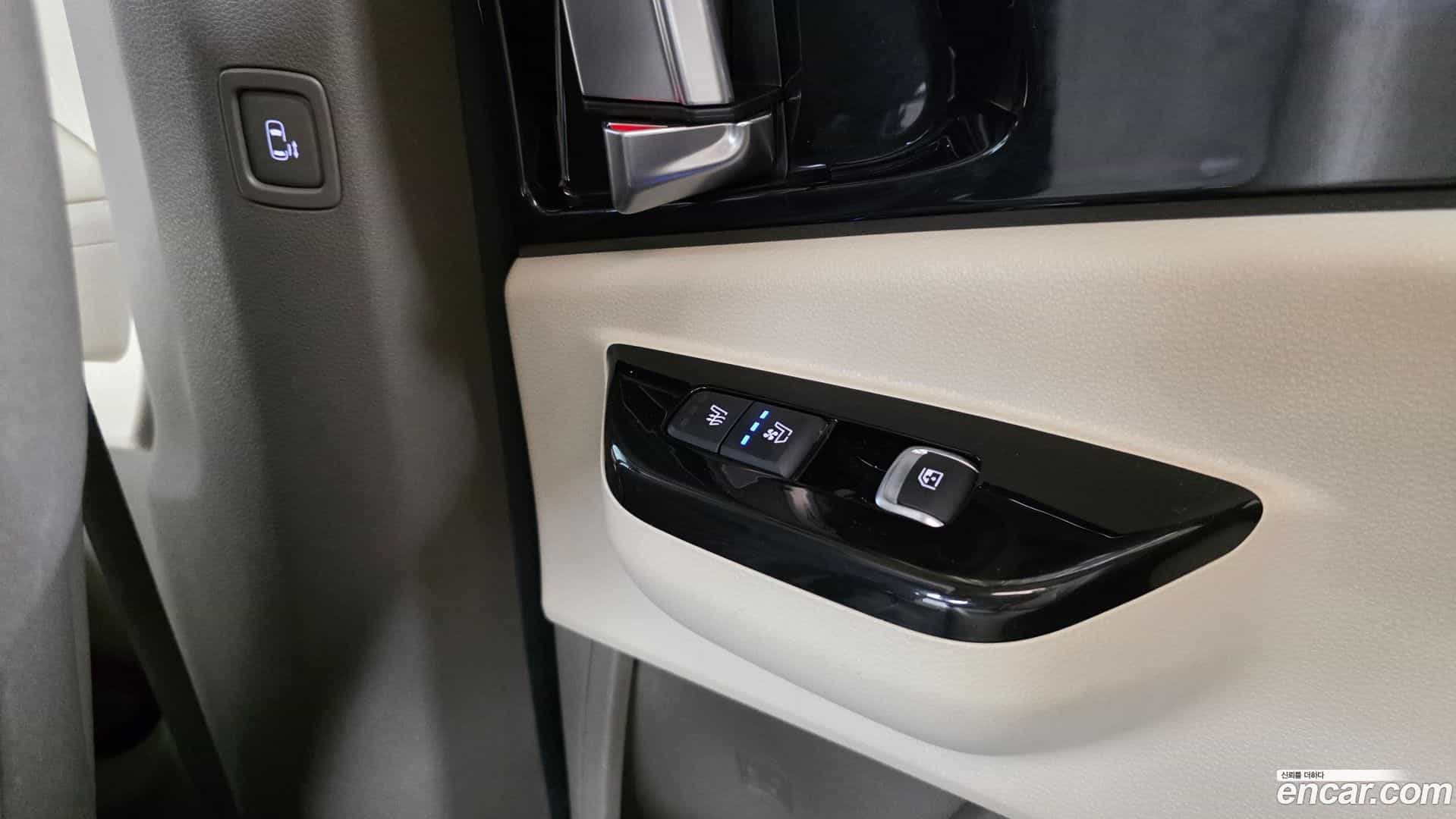 Canival Kia 2021.6-OPTION-023