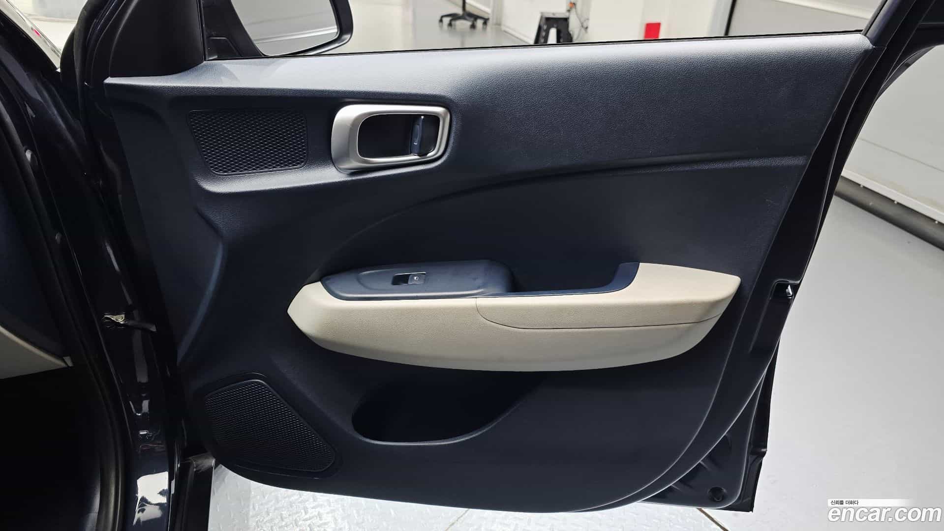 Venue Hyundai 2019.6-INNER-035