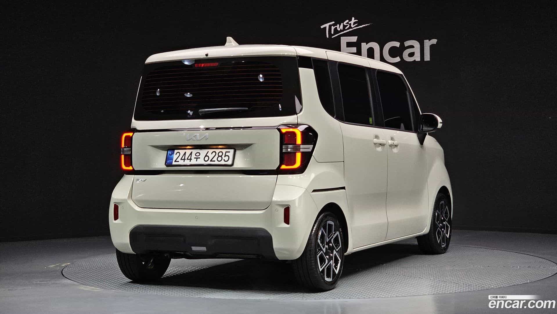 RAY Kia 2025.4-OUTER-002
