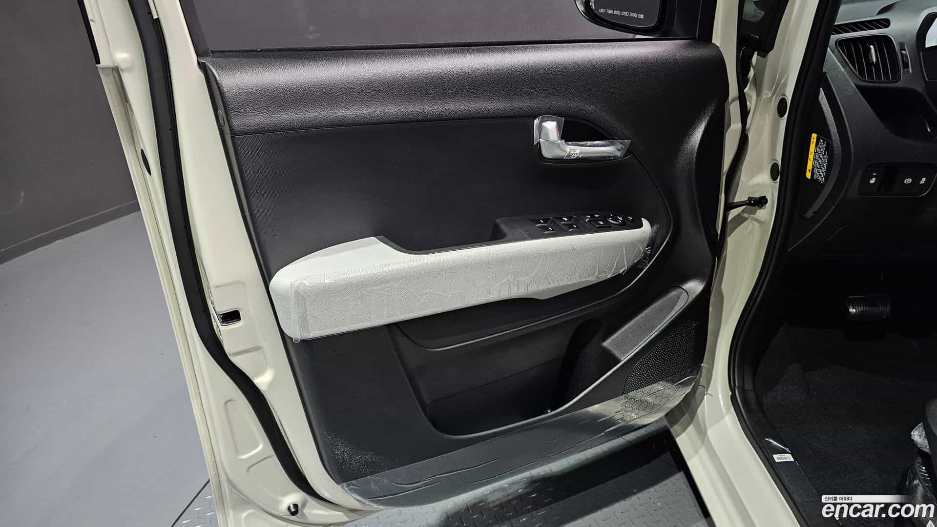 RAY Kia 2025.4-INNER-034