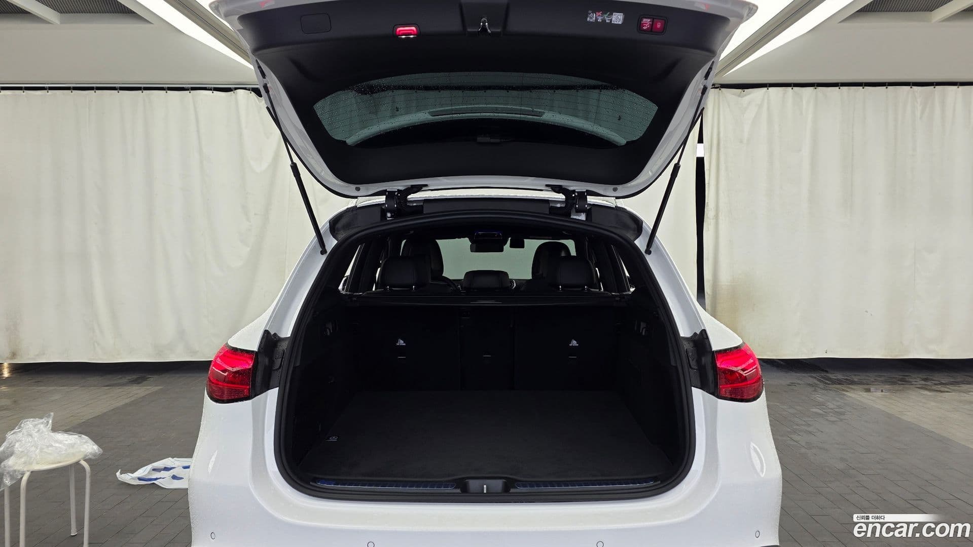 Main__Slider__Photo:GLC-Class Mercedes-Benz 2025.5-19