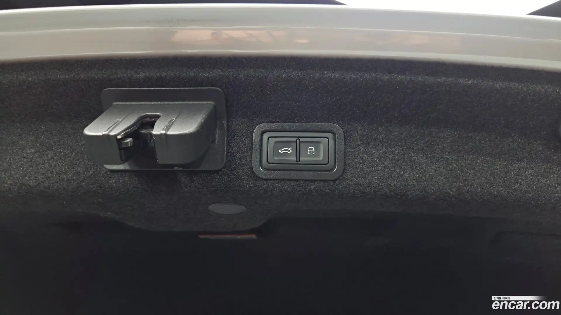 A6 Audi 2021.11-OPTION-043