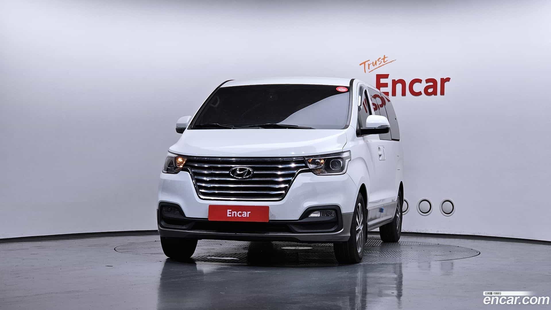 Starex Hyundai 2018.2-OUTER-003