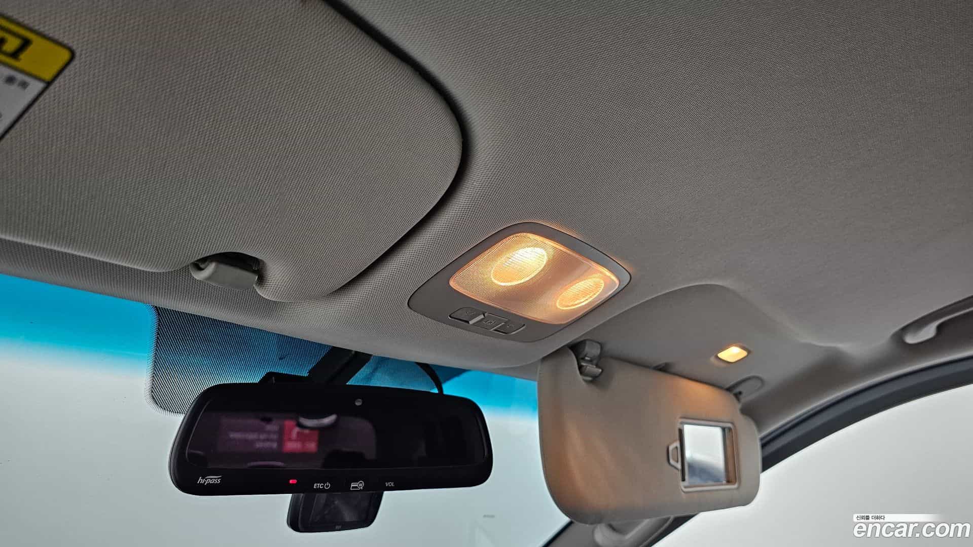 Starex Hyundai 2018.2-OPTION-023