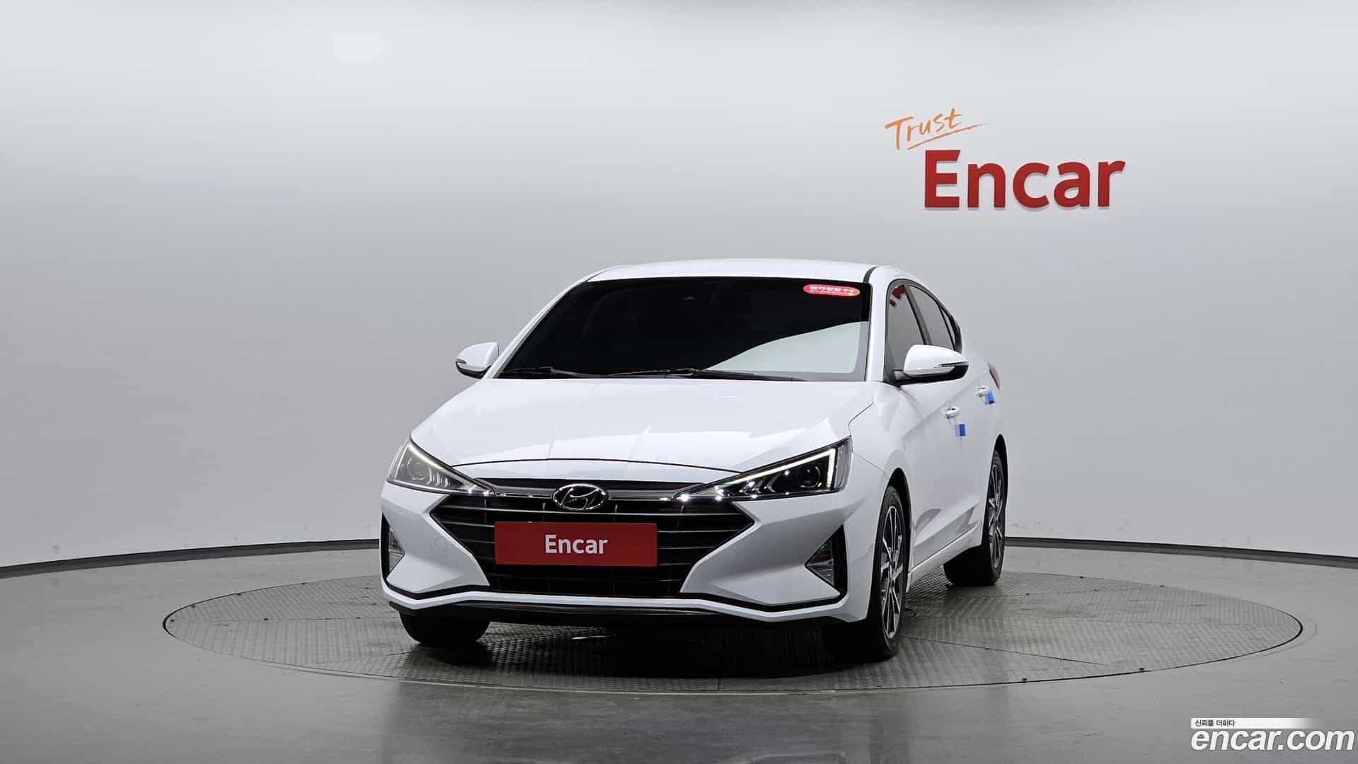 AVANTE Hyundai 2018.8-OUTER-003