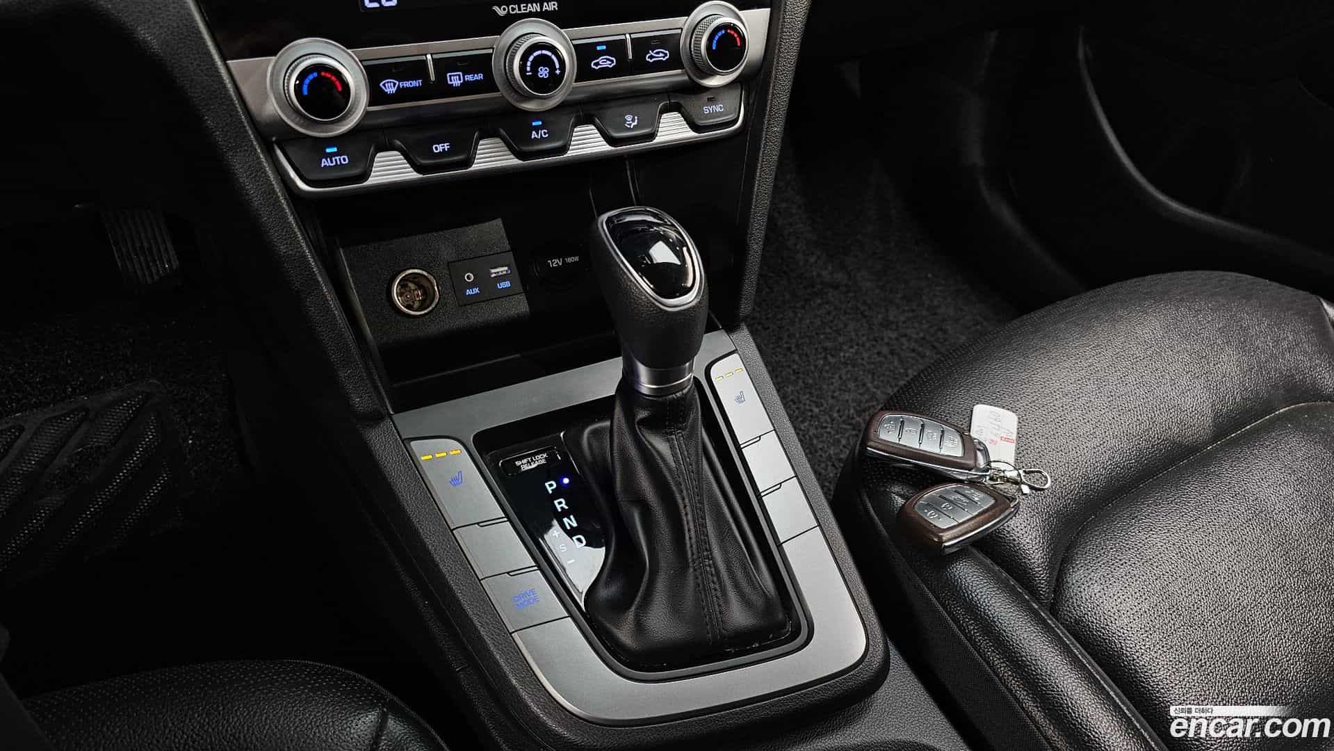 AVANTE Hyundai 2018.8-INNER-009