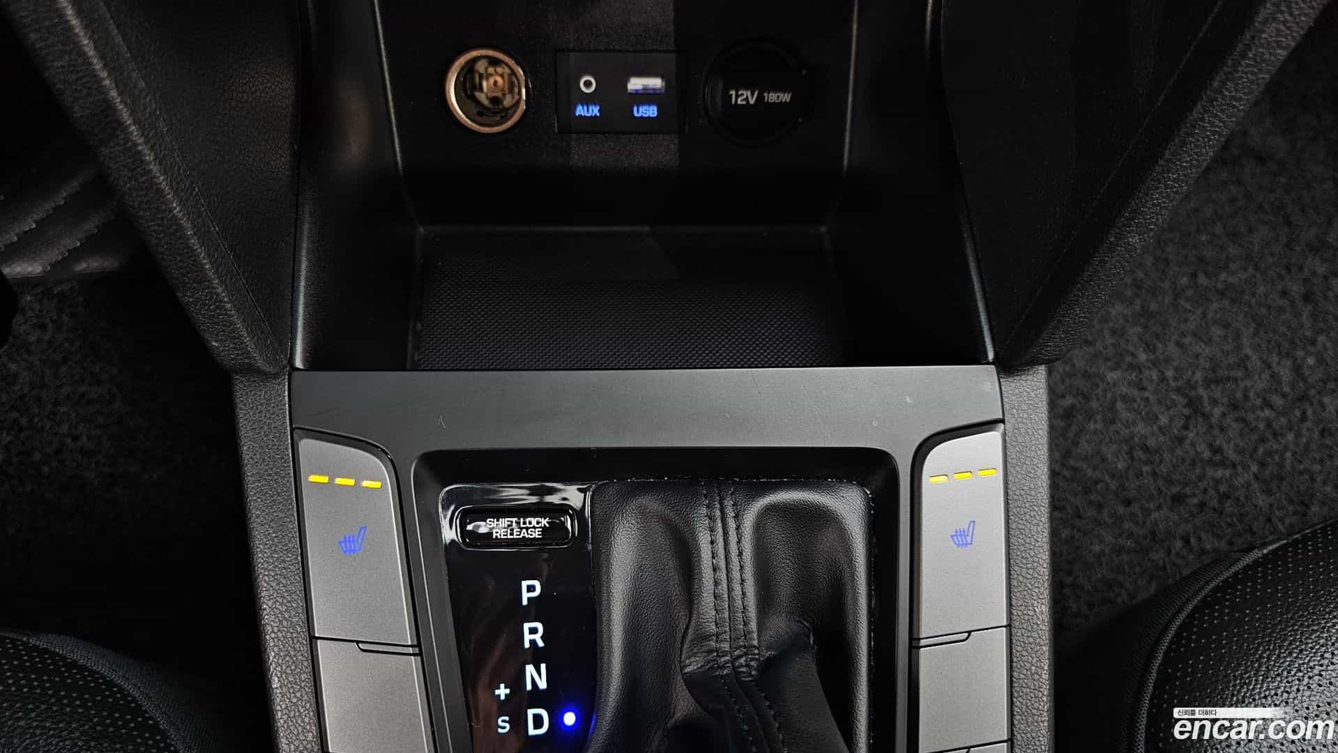AVANTE Hyundai 2018.8-OPTION-041