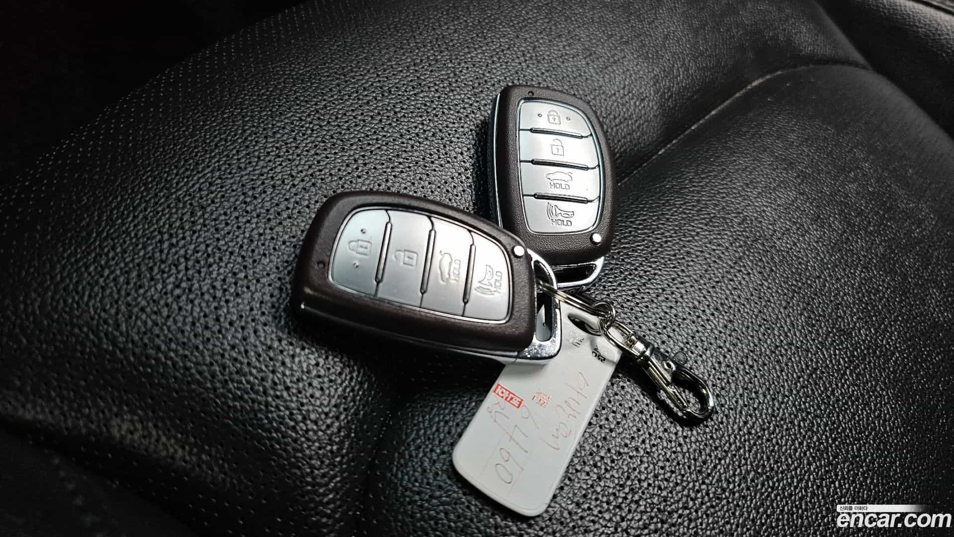 AVANTE Hyundai 2018.8-OPTION-043