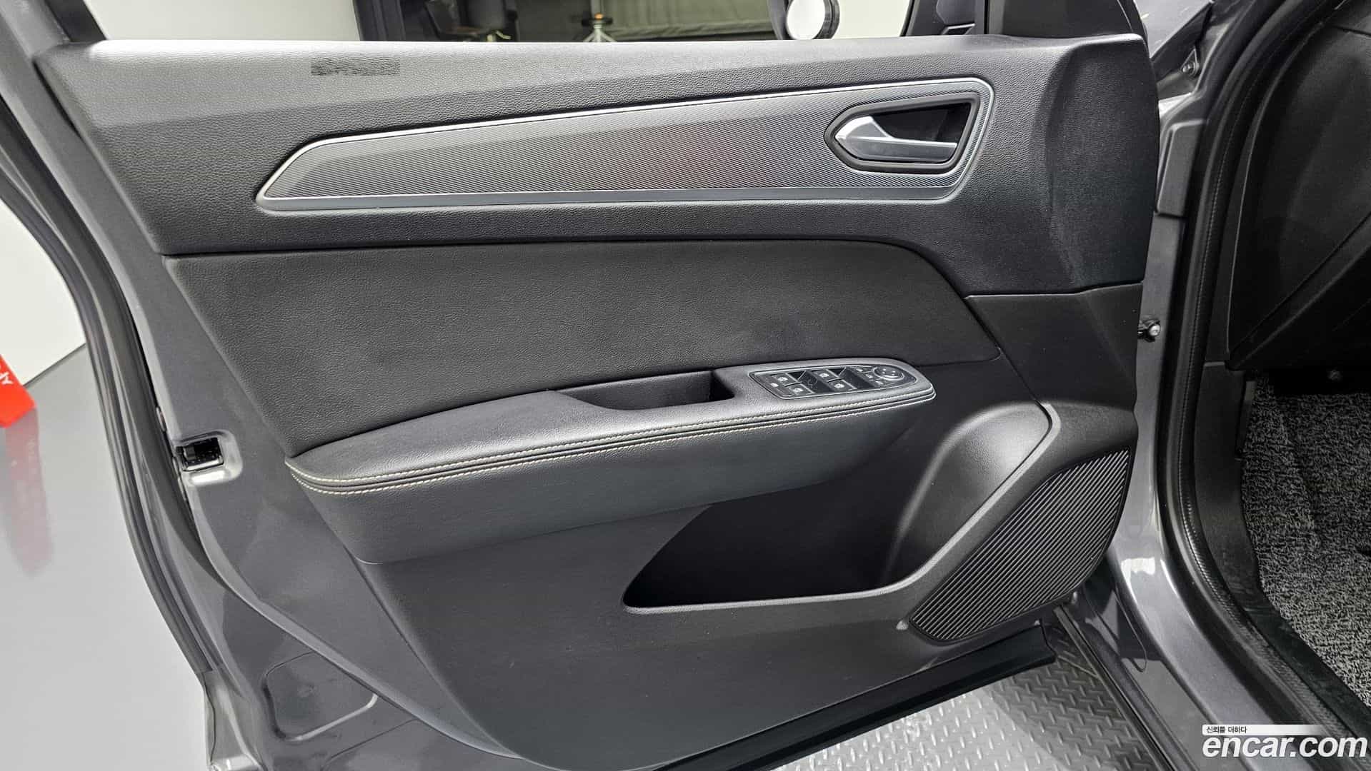 XM3 Renault Korea 2021.4-INNER-034
