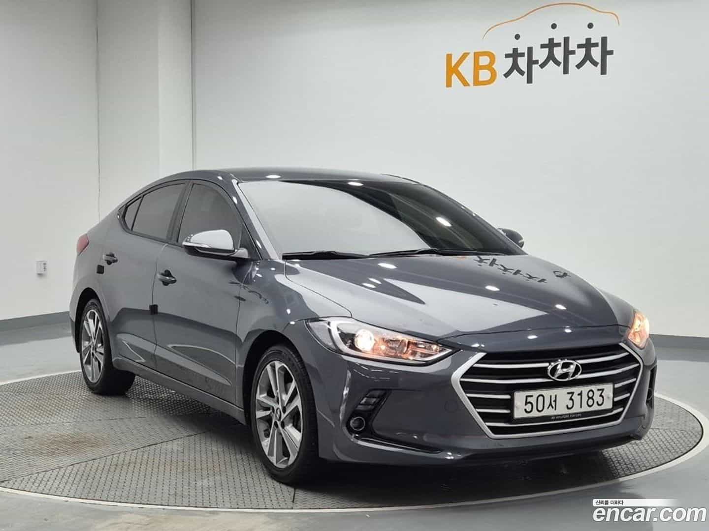 AVANTE Hyundai 2017.6-OUTER-003