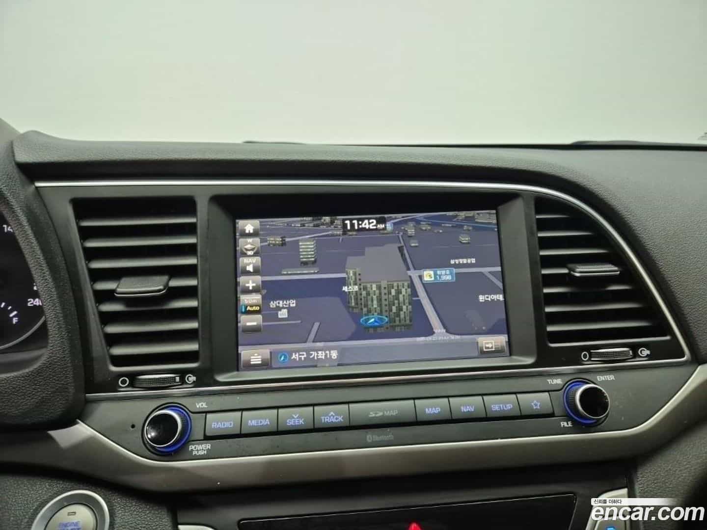 AVANTE Hyundai 2017.6-OPTION-017