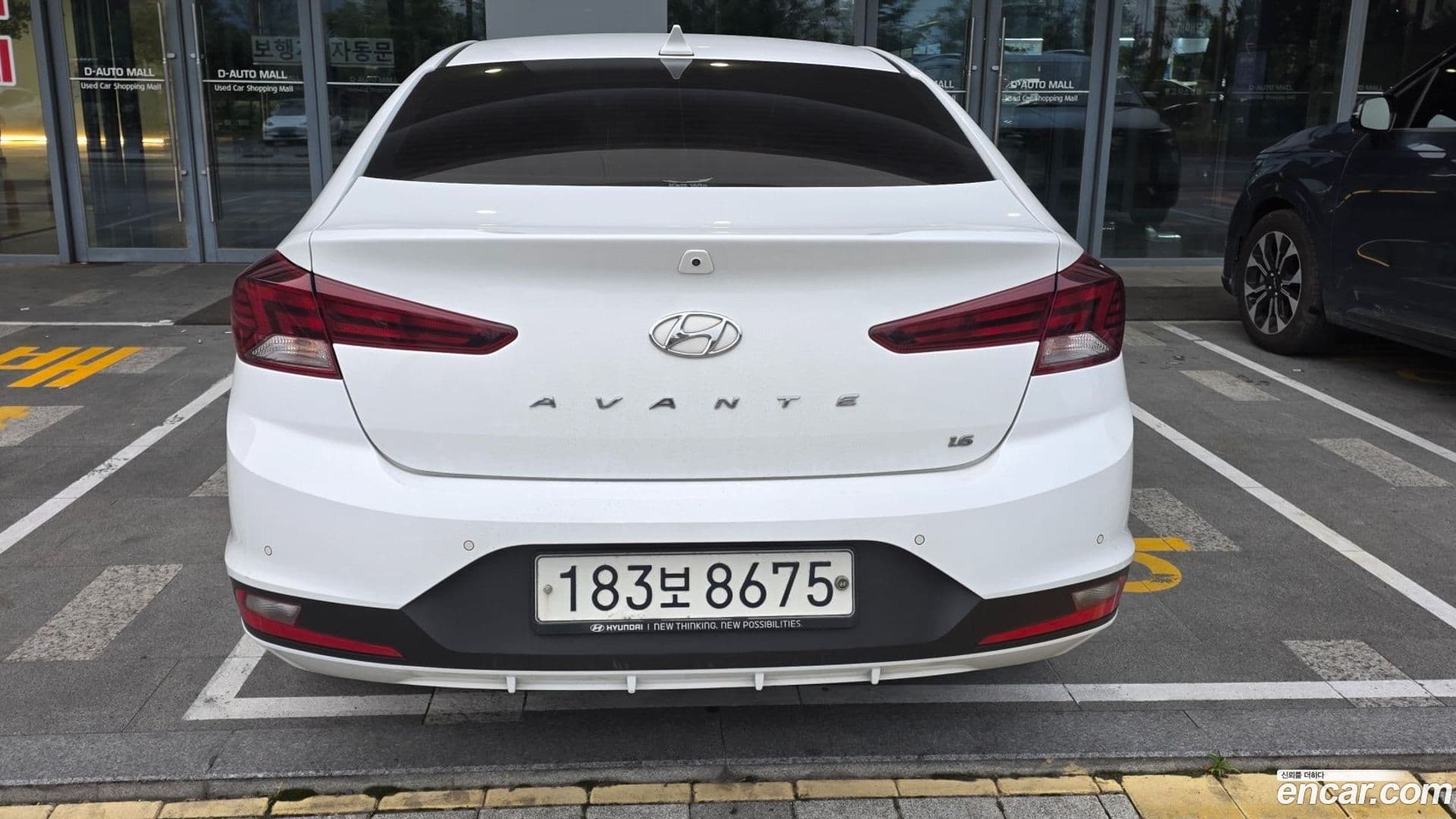 Main__Slider__Photo:AVANTE Hyundai 2019.9-0