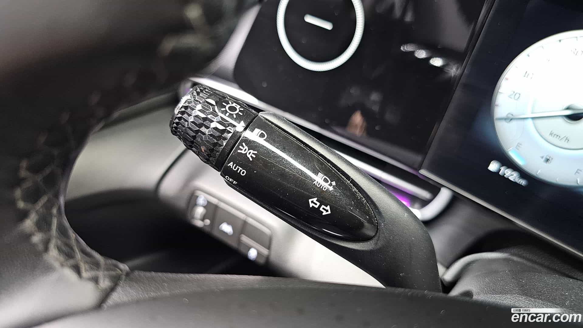 AVANTE Hyundai 2020.5-OPTION-042