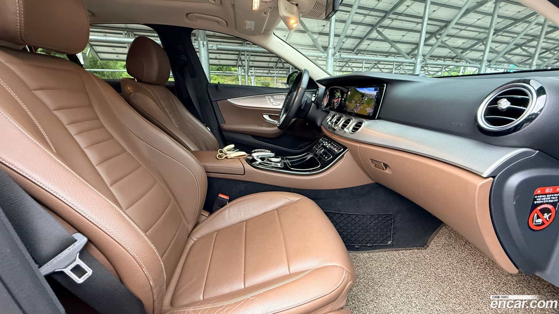 E-Class Mercedes-Benz 2019.1-INNER-010